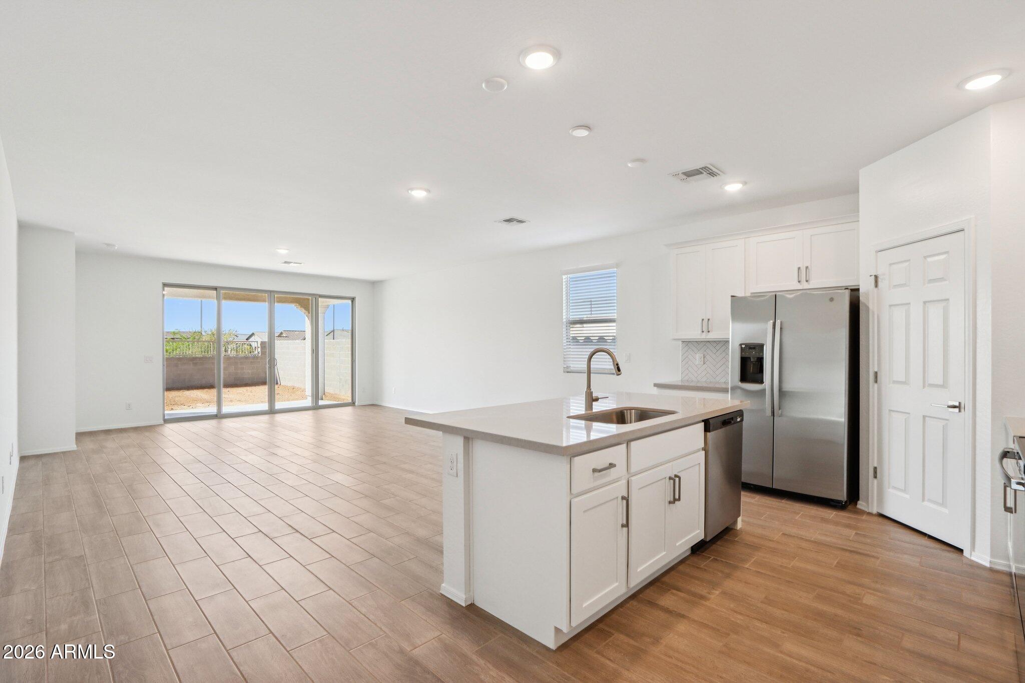 24265 W BOWKER Street