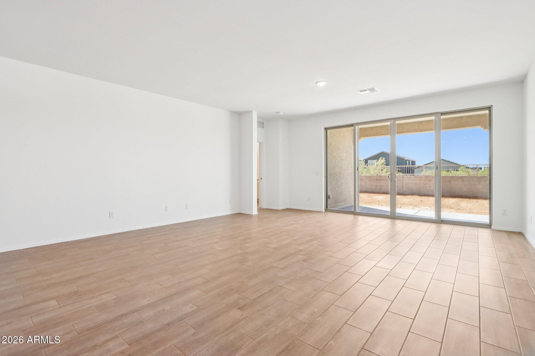 24265 W BOWKER Street