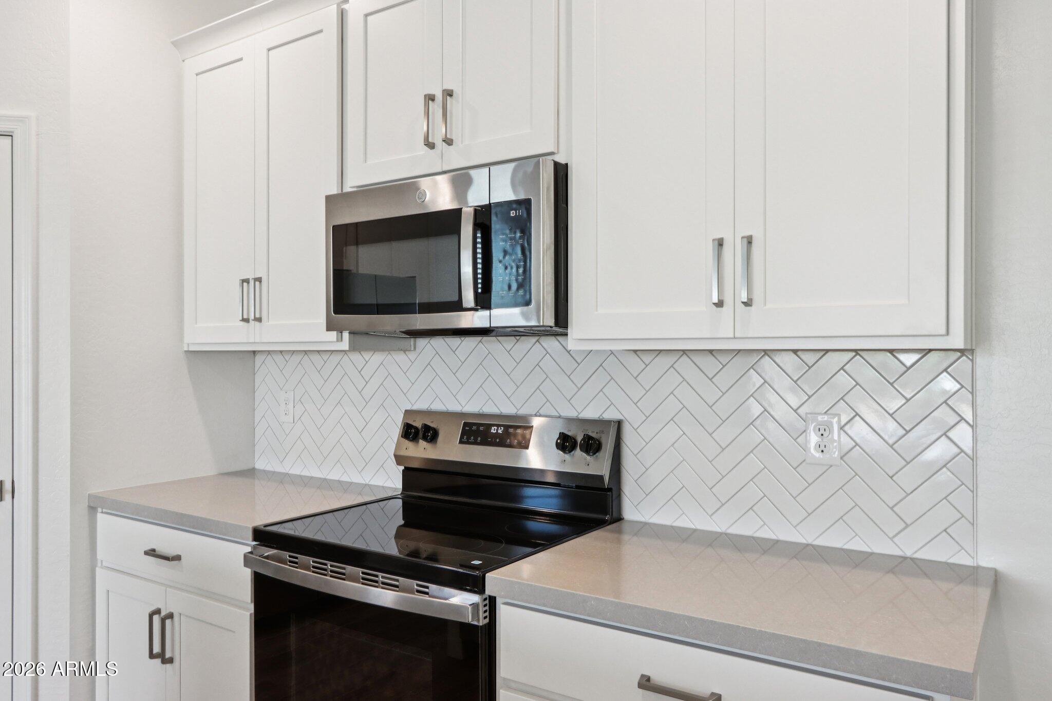 24265 W BOWKER Street