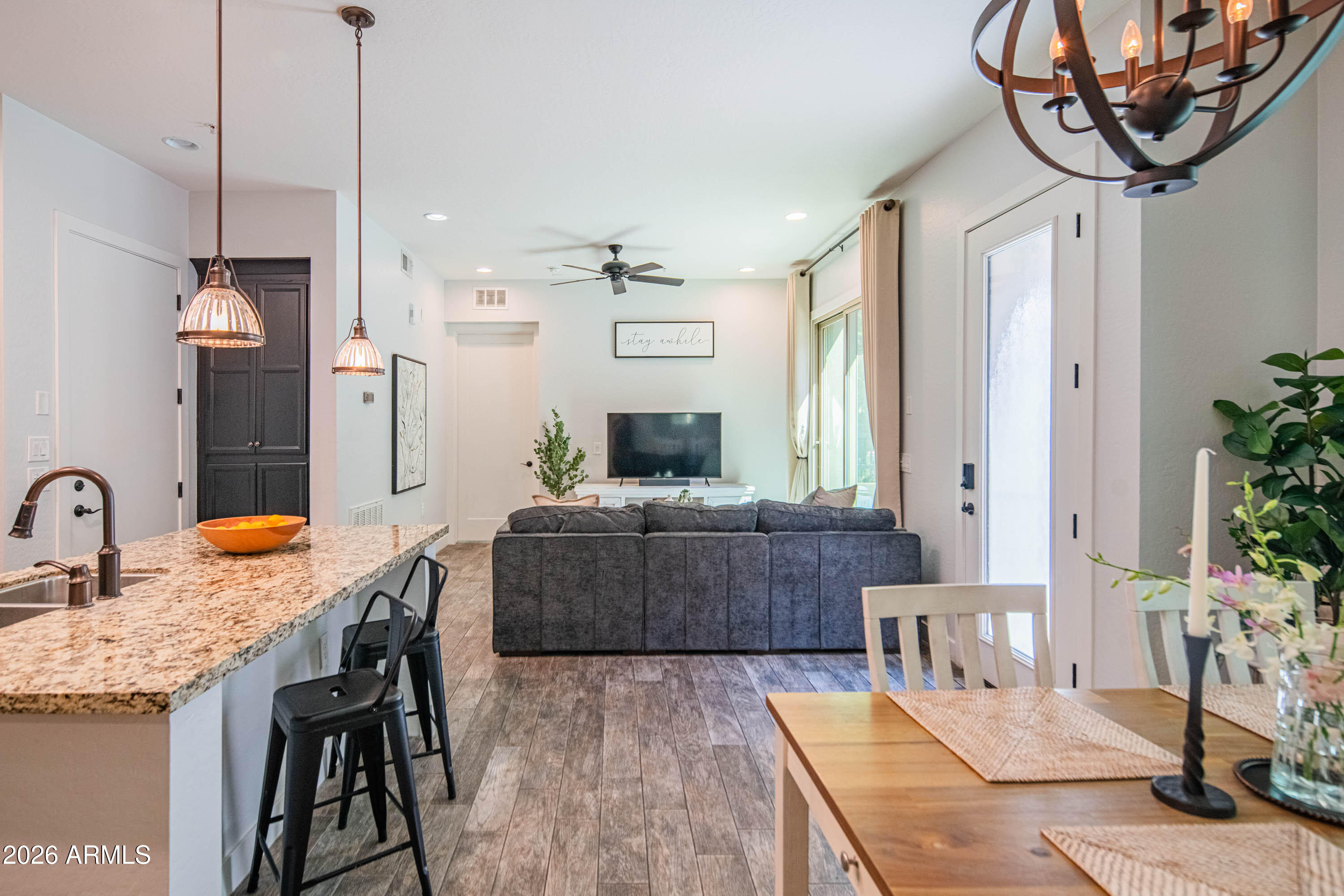 6565 E THOMAS Road 1129