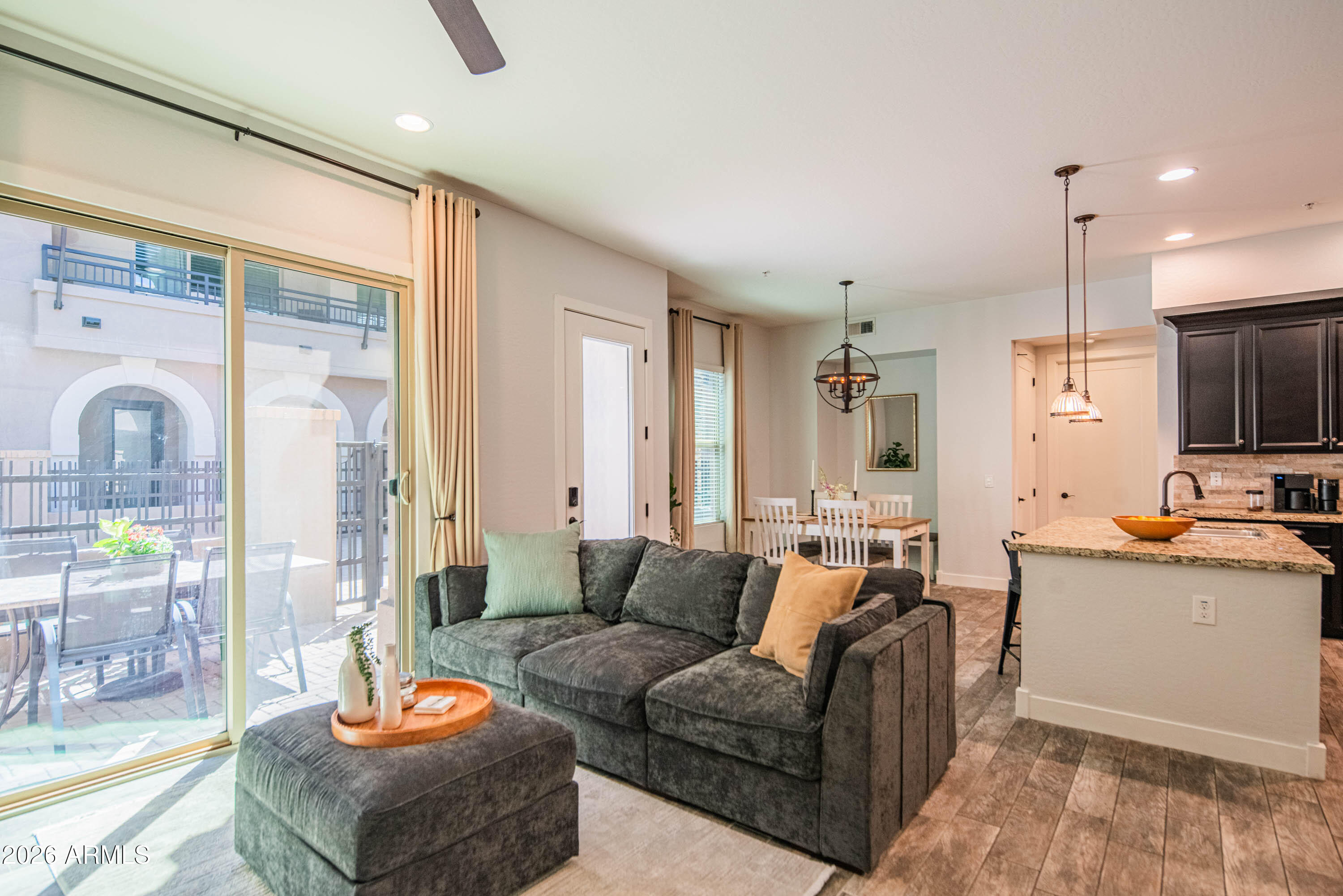 6565 E THOMAS Road 1129