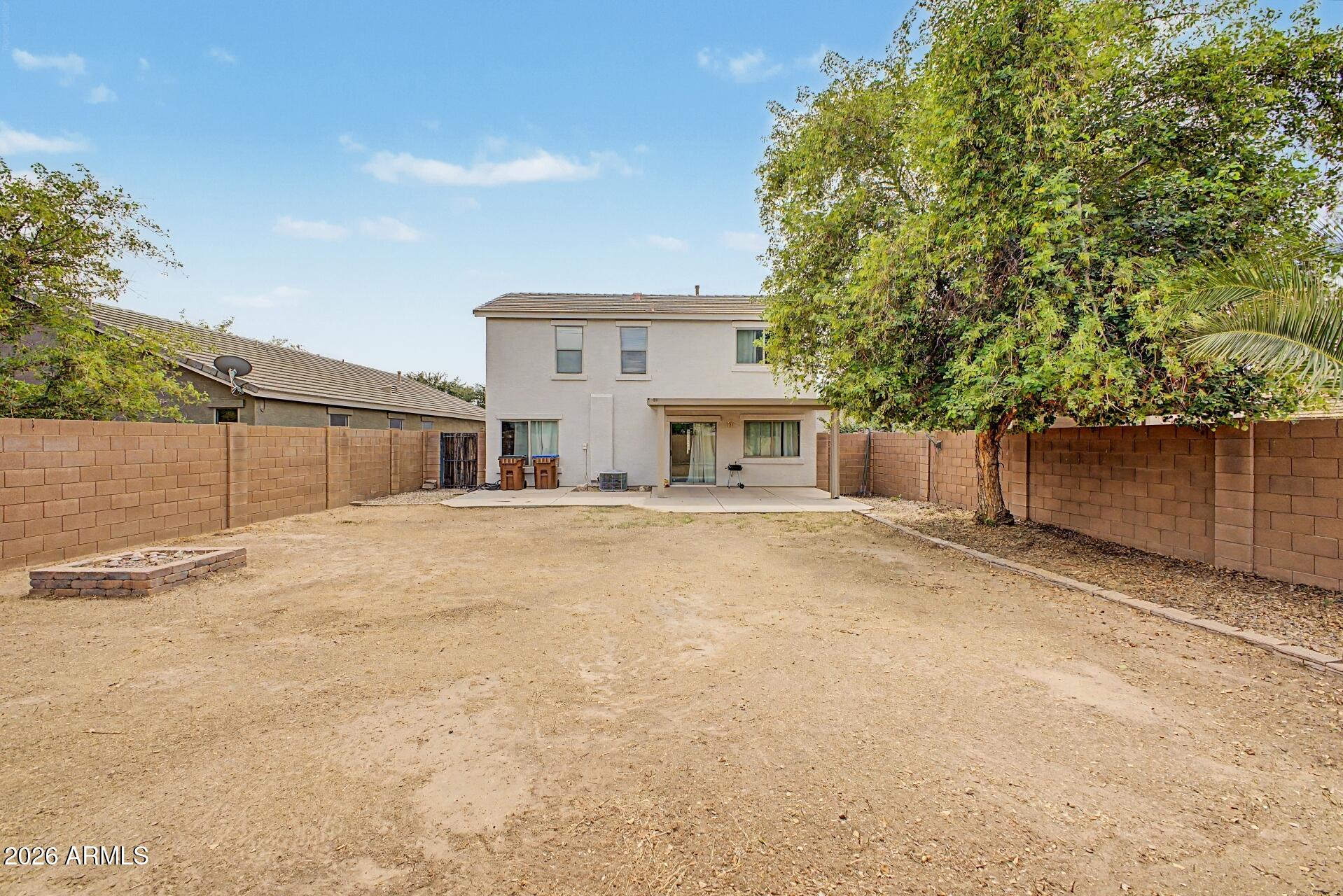 1394 E PENNY Lane