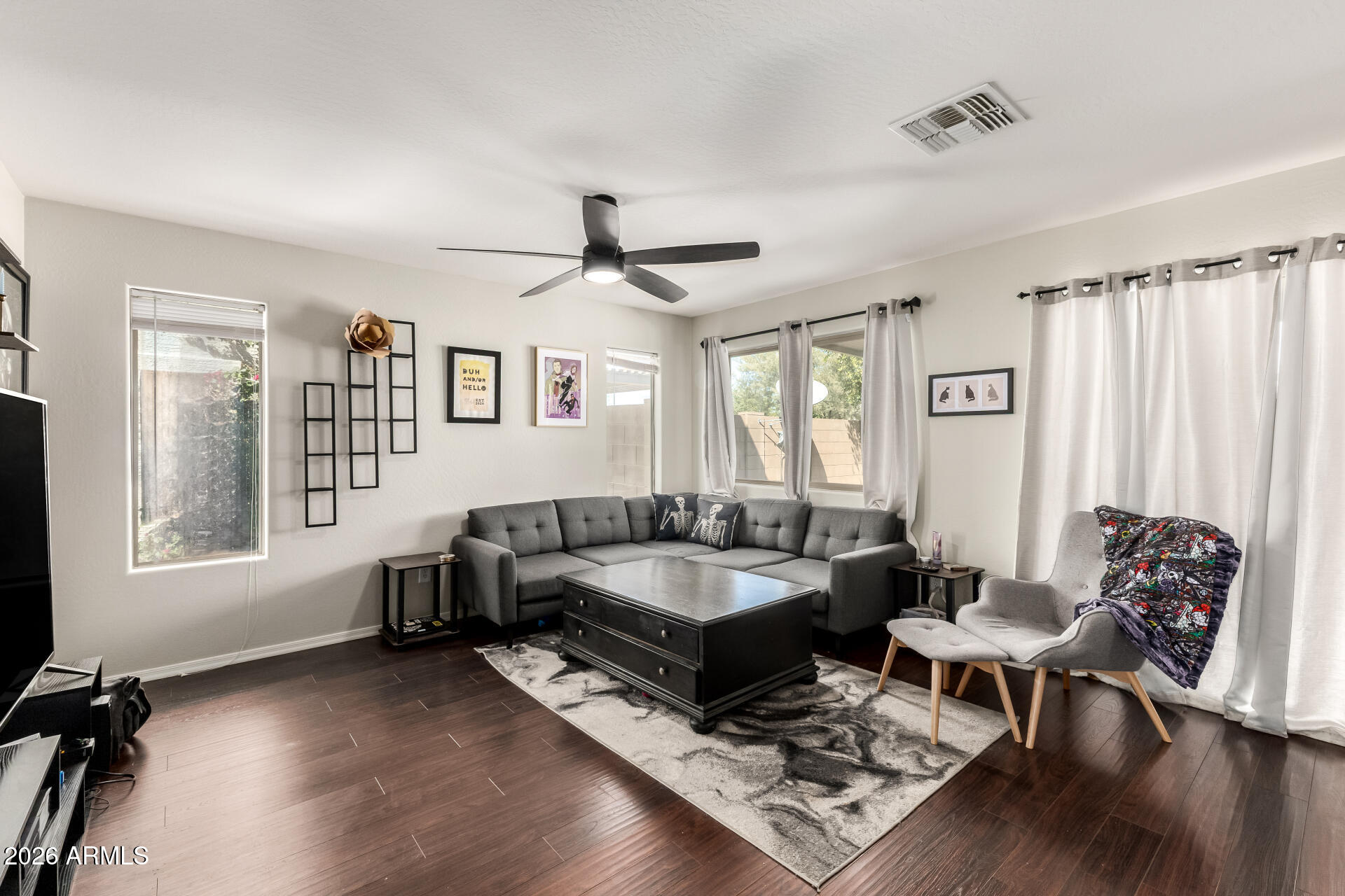 1394 E PENNY Lane