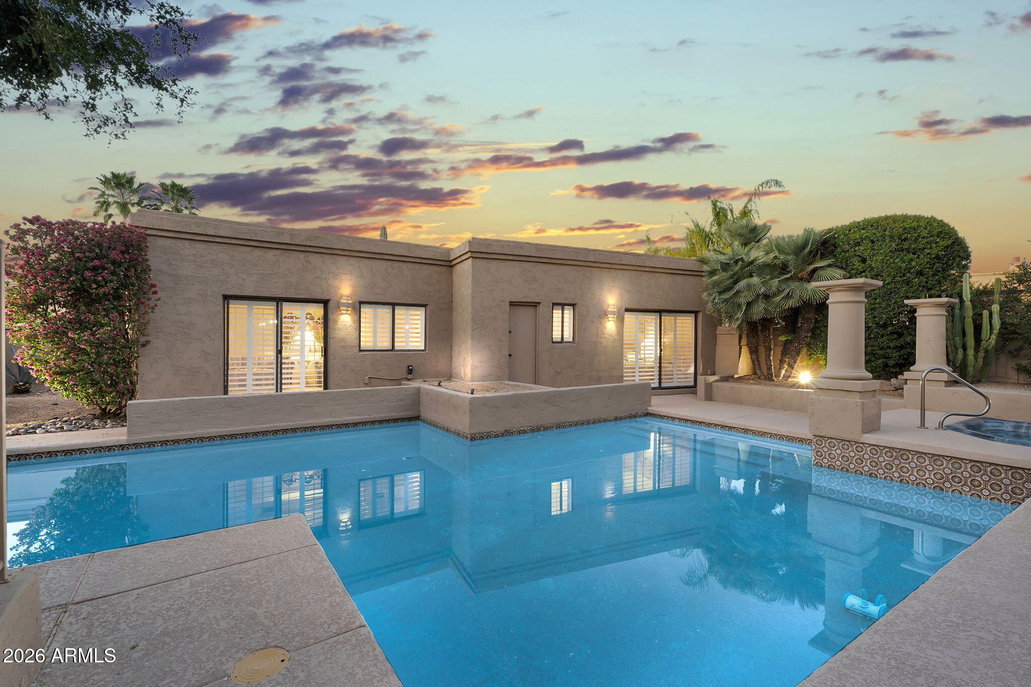 8320 E CALLE DE ALEGRIA