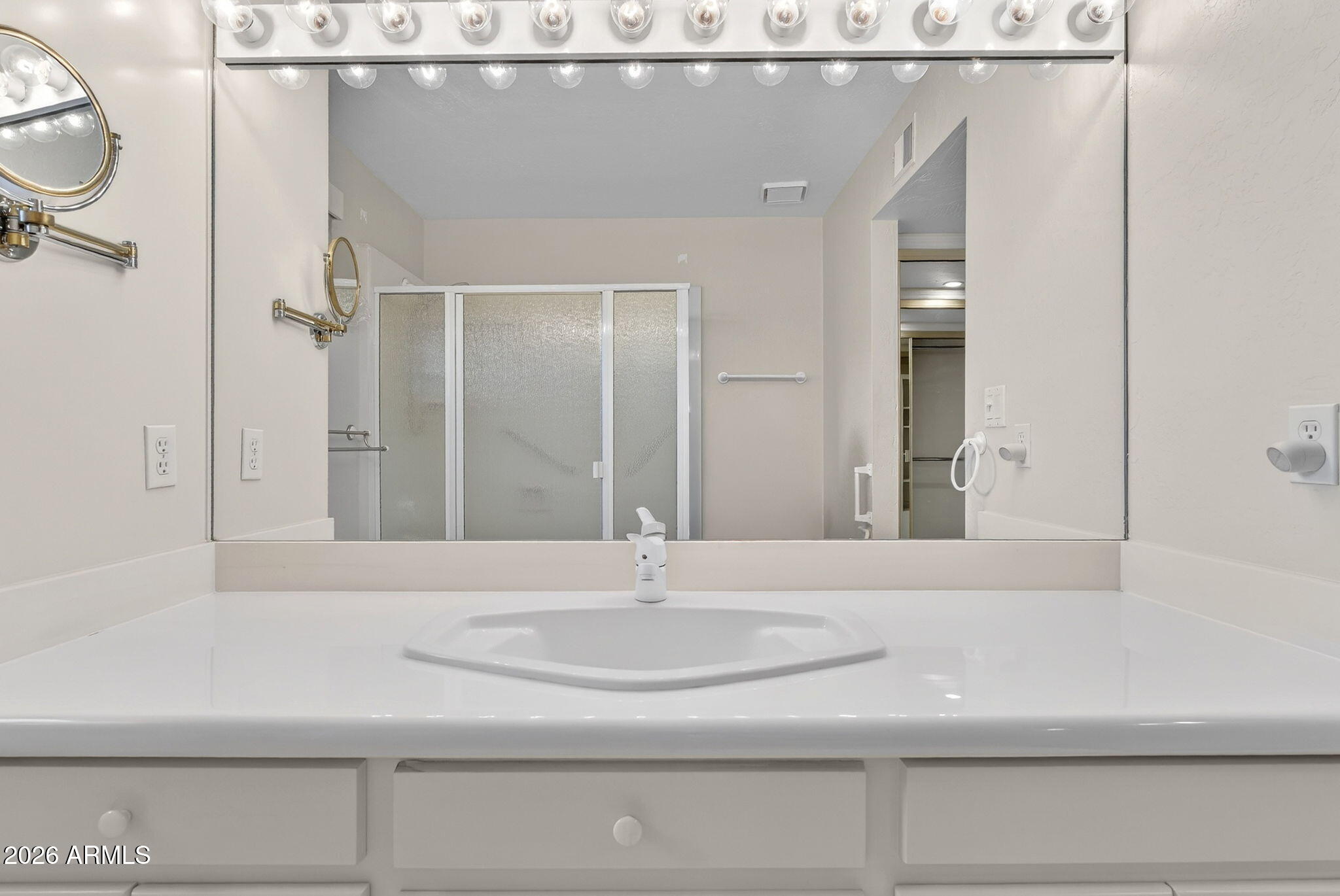 8320 E CALLE DE ALEGRIA