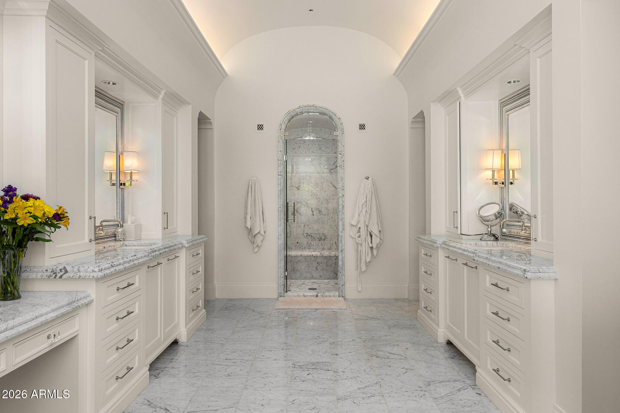 5858 E CABALLO Drive