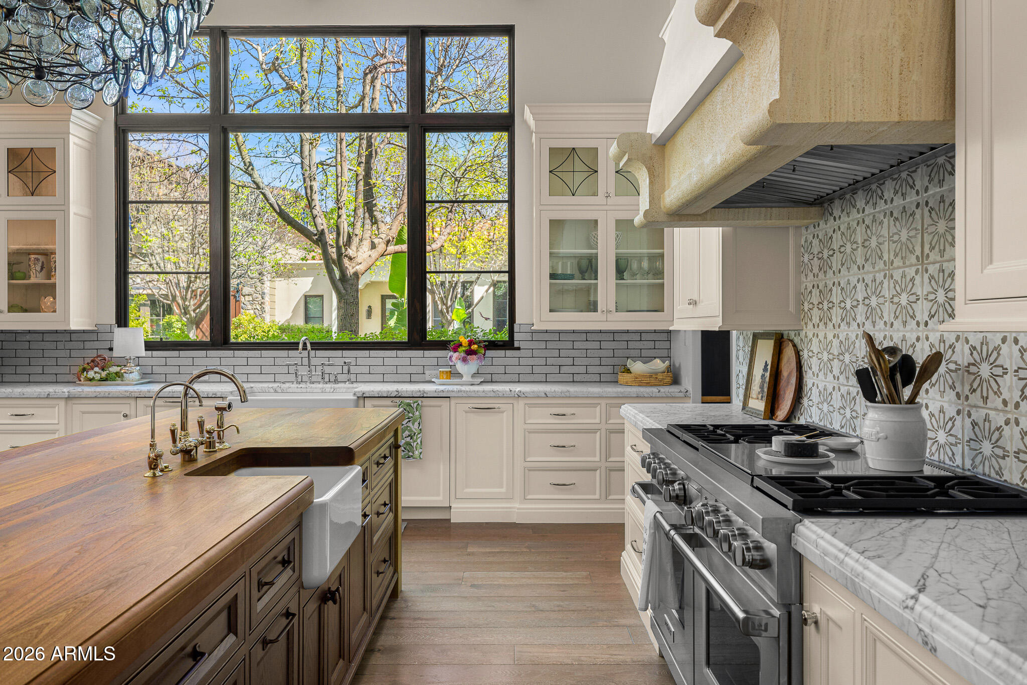 5858 E CABALLO Drive