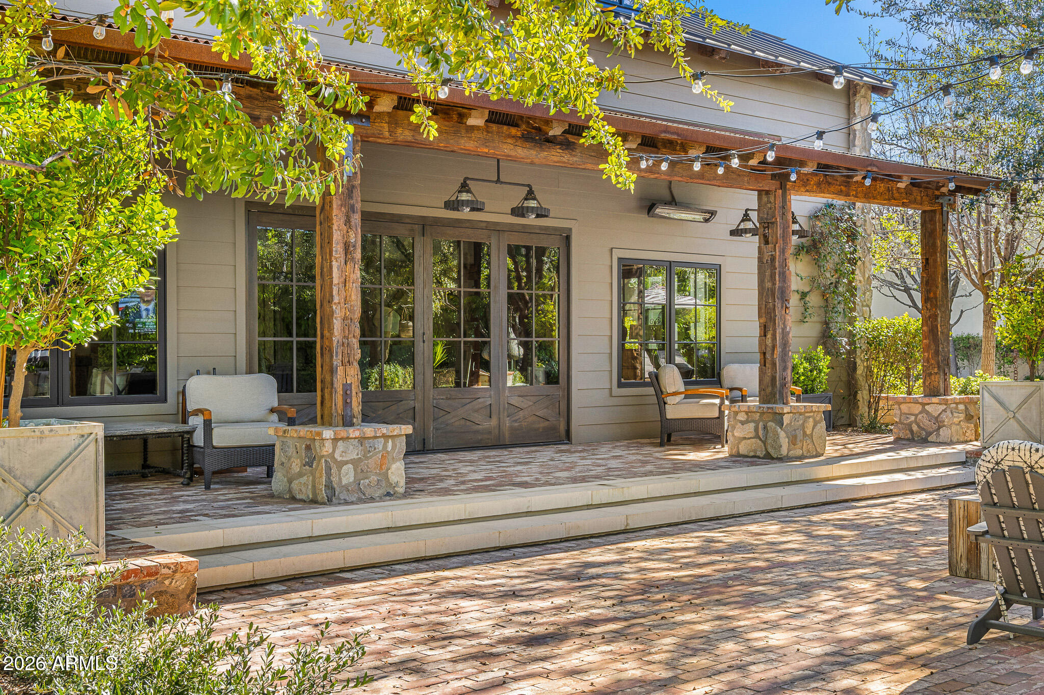 5858 E CABALLO Drive