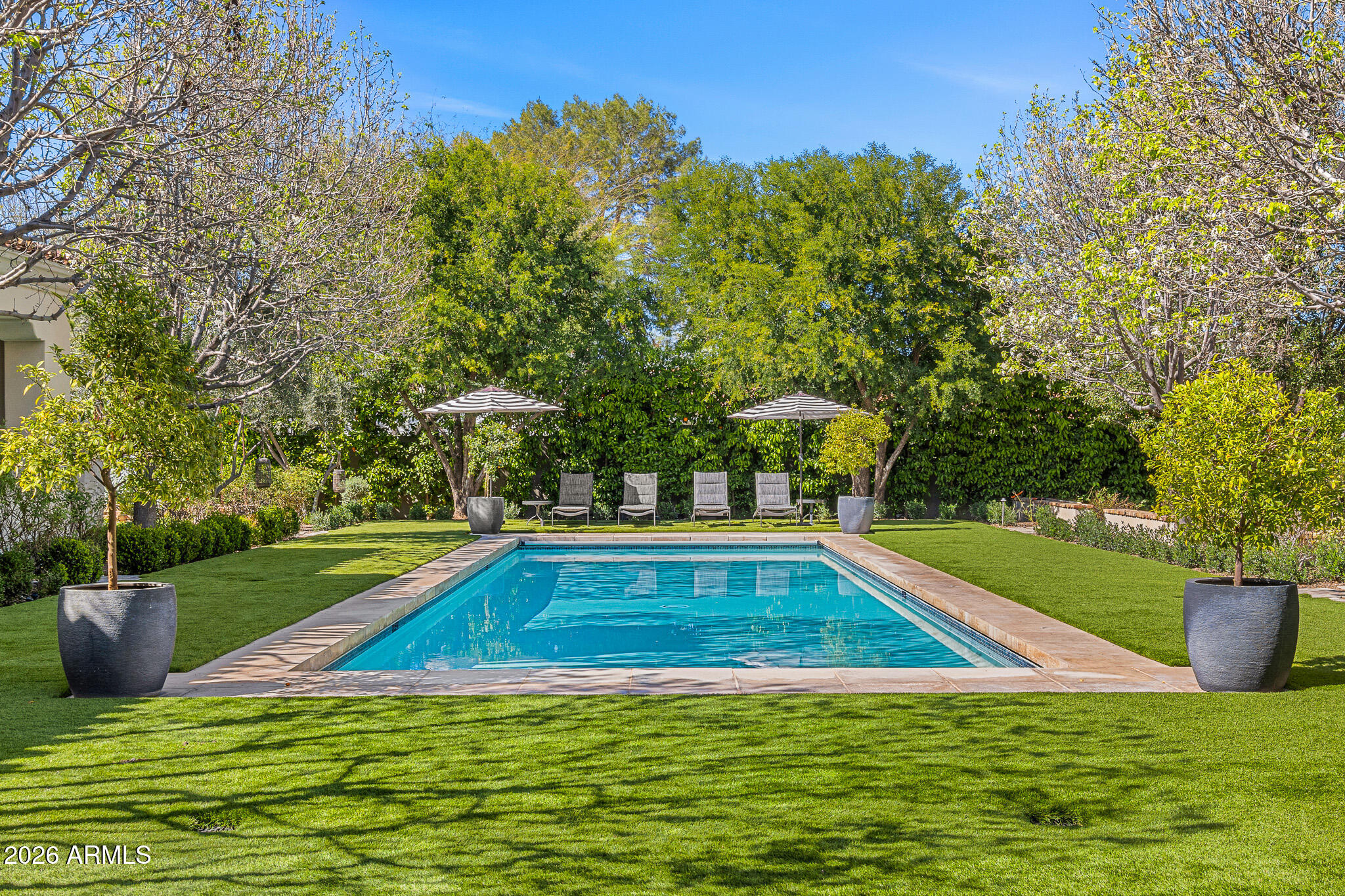 5858 E CABALLO Drive