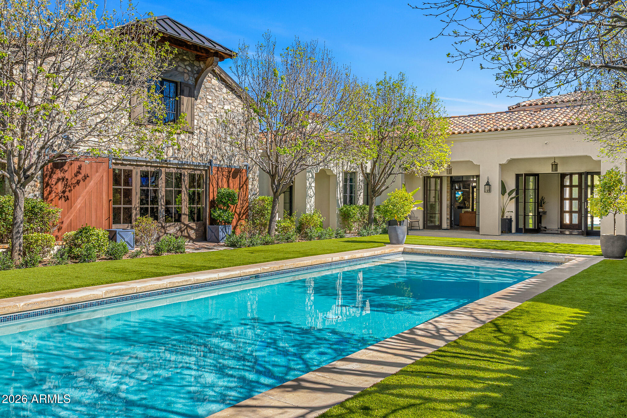 5858 E CABALLO Drive