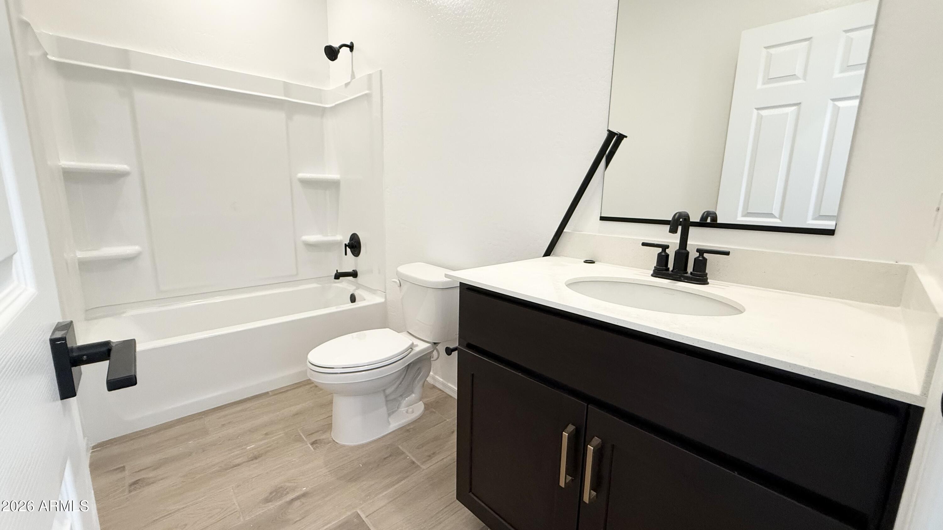 24248 W BOWKER Street