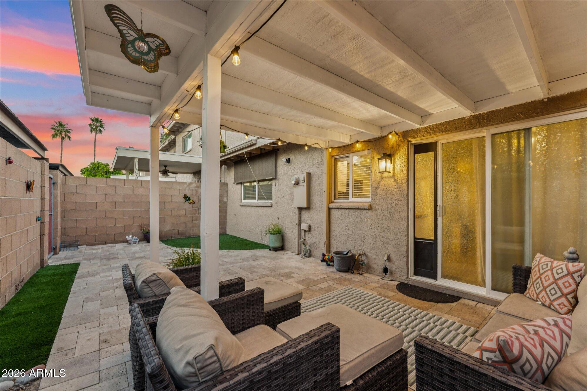 2832 N GRANITE REEF Road