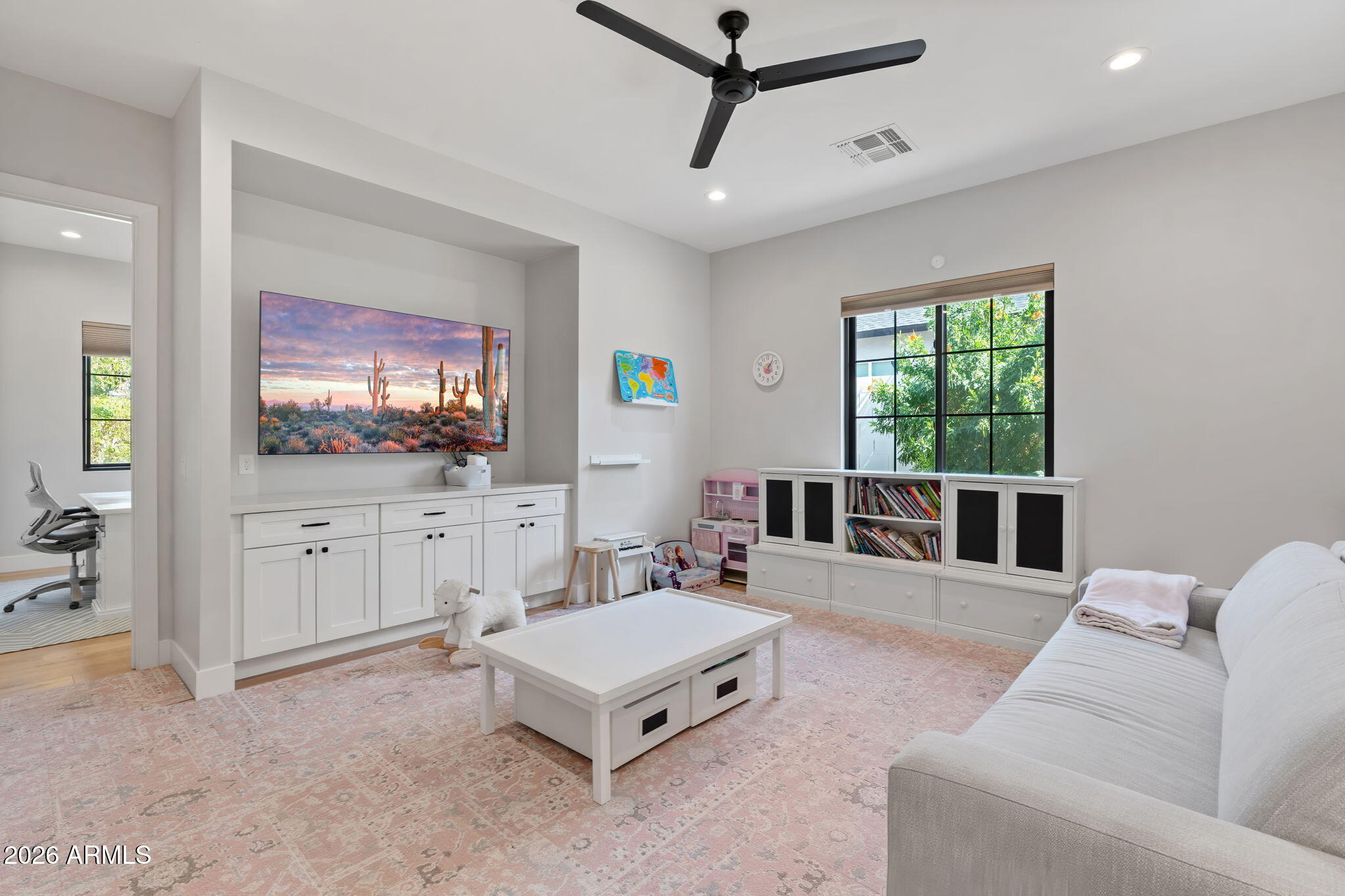 4164 E Camelback Road