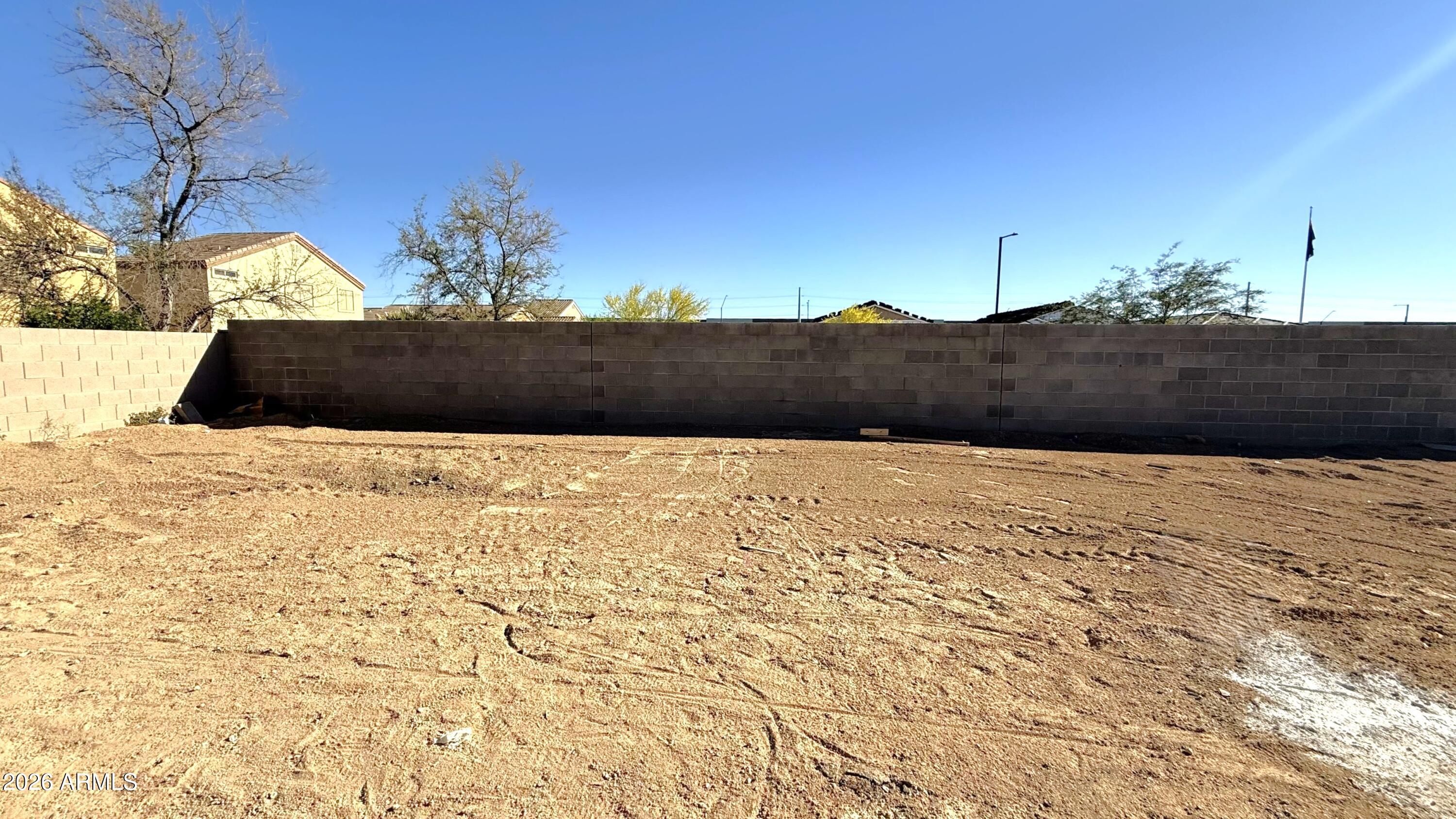 24071 W HUNTINGTON Drive