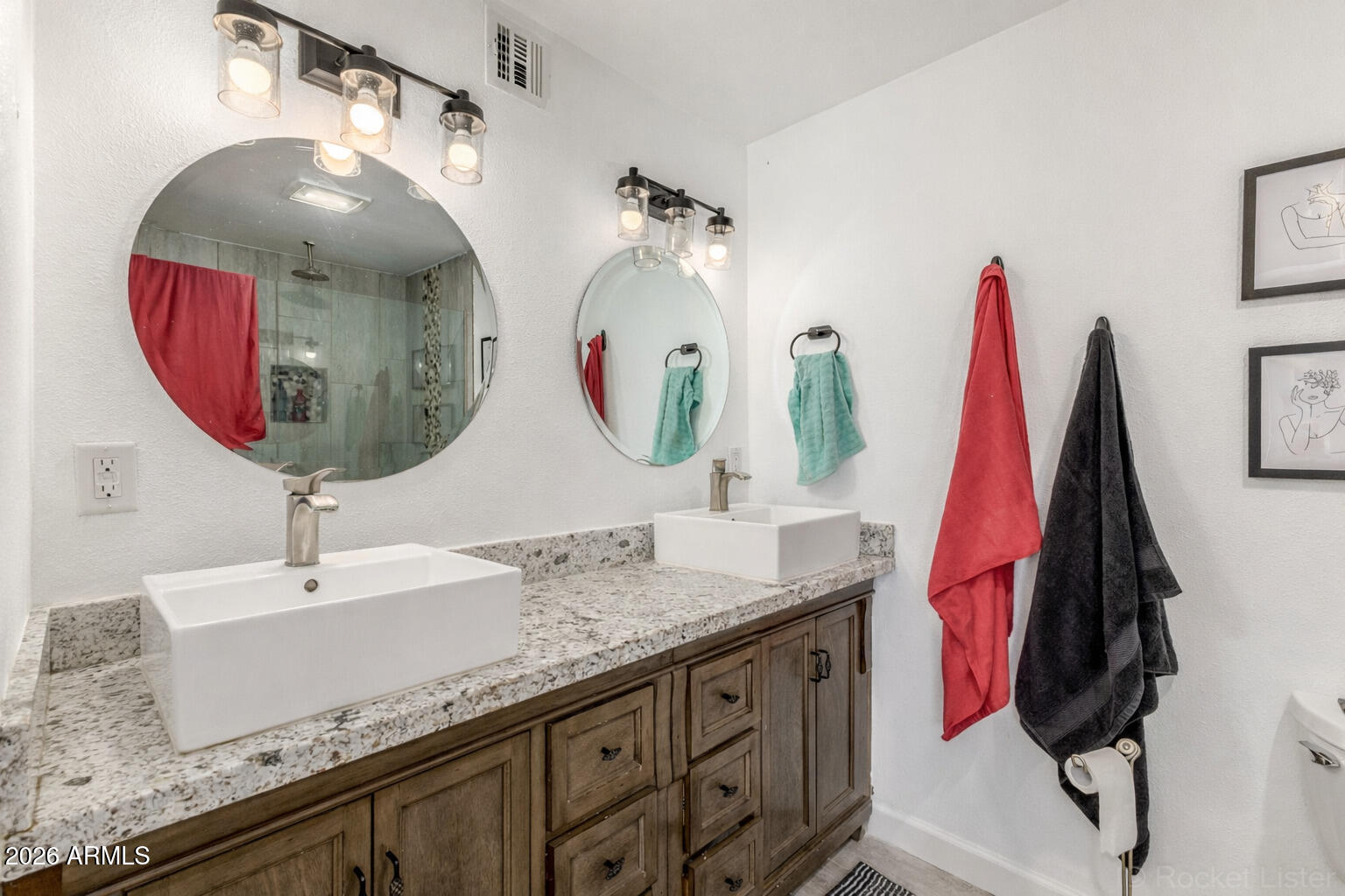 4923 N GRANITE REEF Road