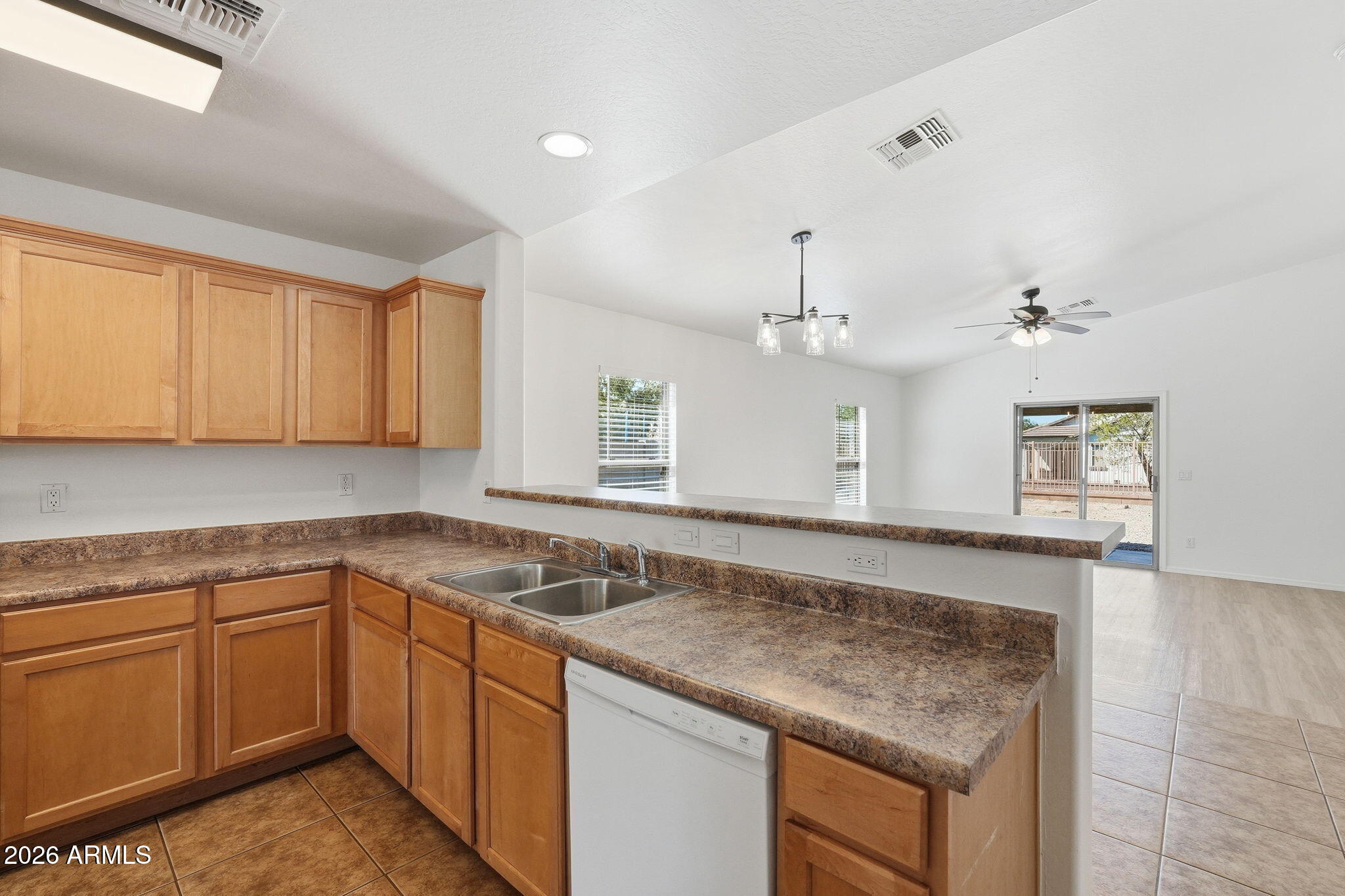 4522 E ALAMO Street