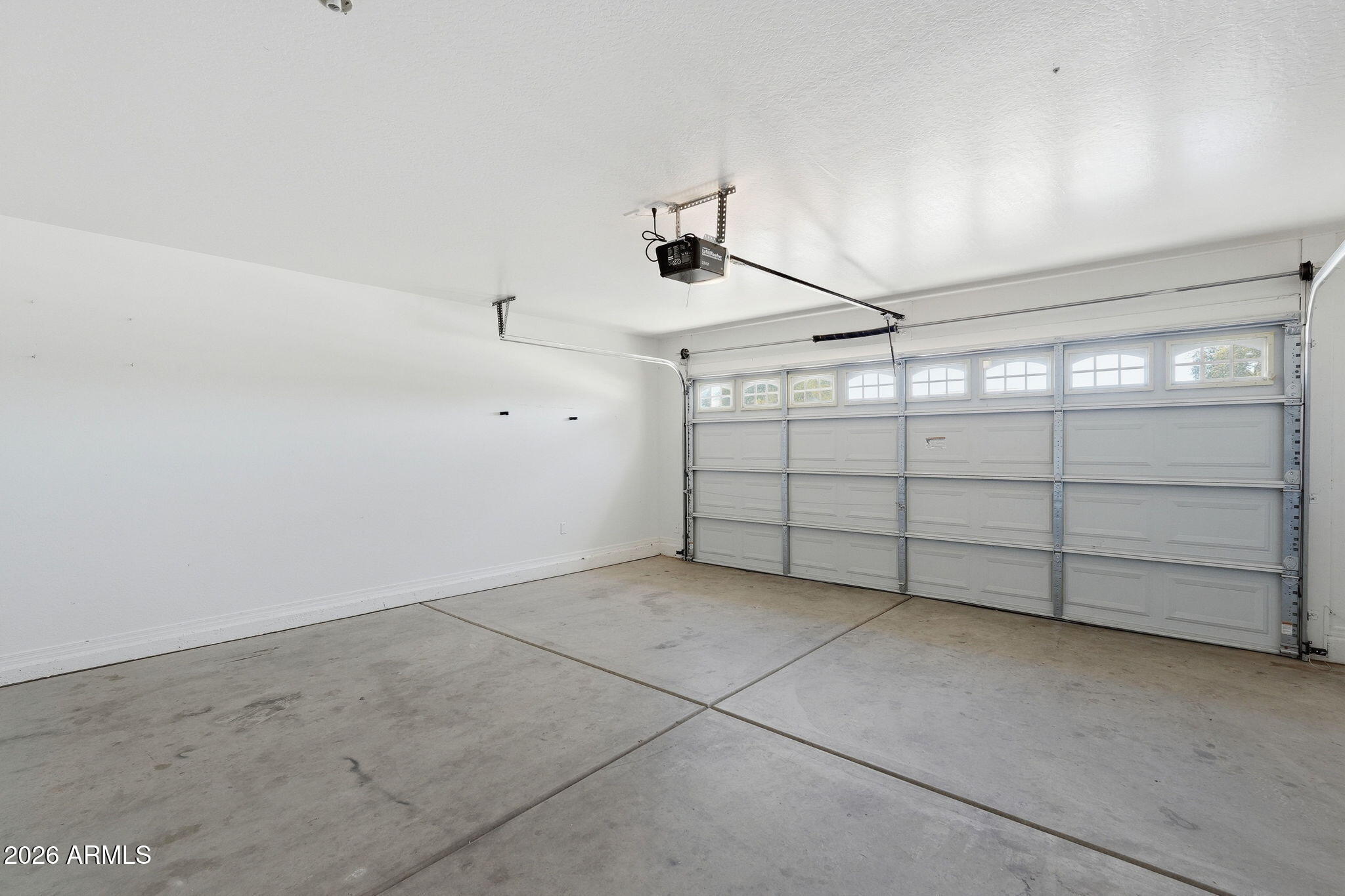 4522 E ALAMO Street