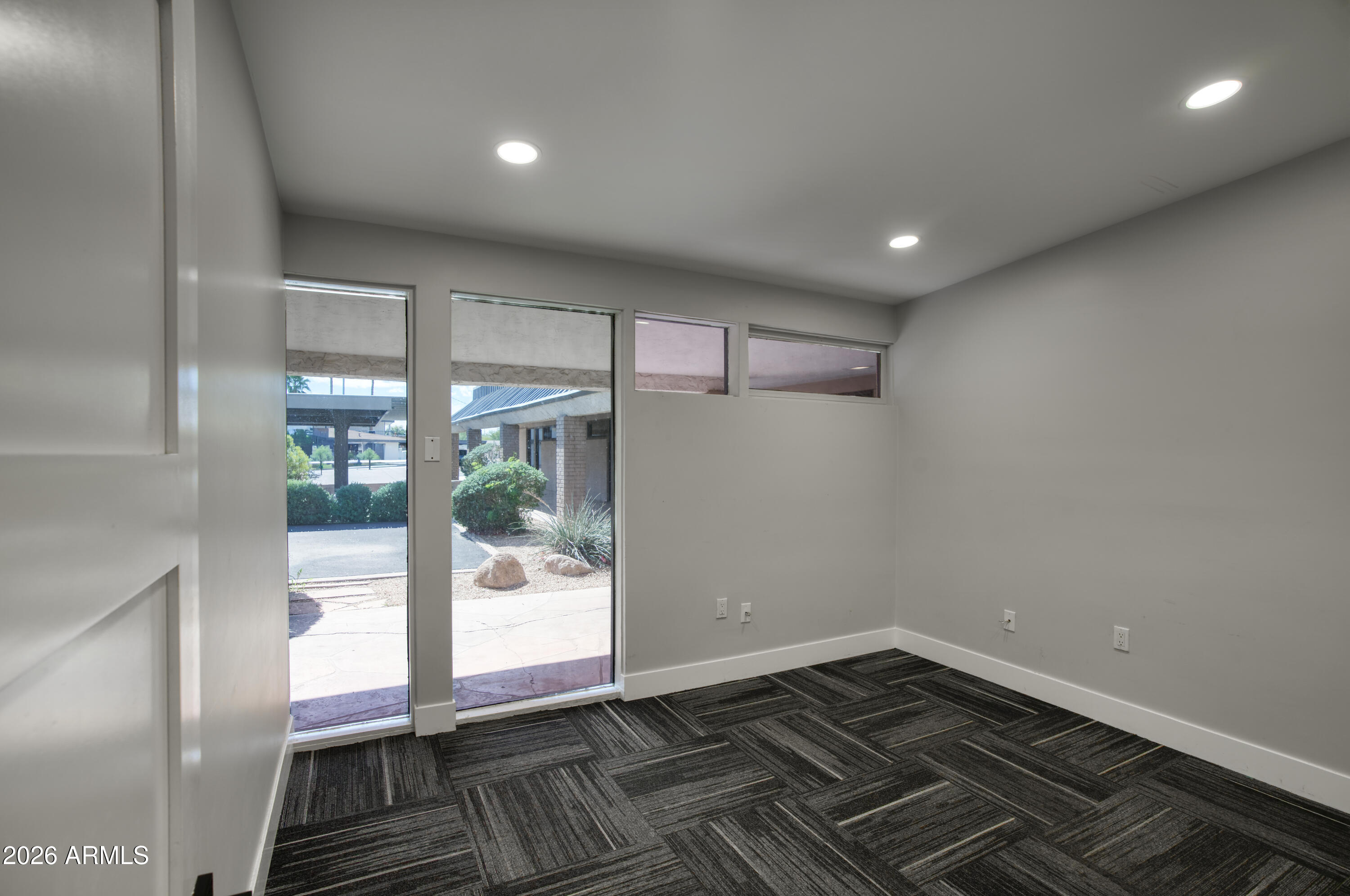 1502 W OSBORN Road