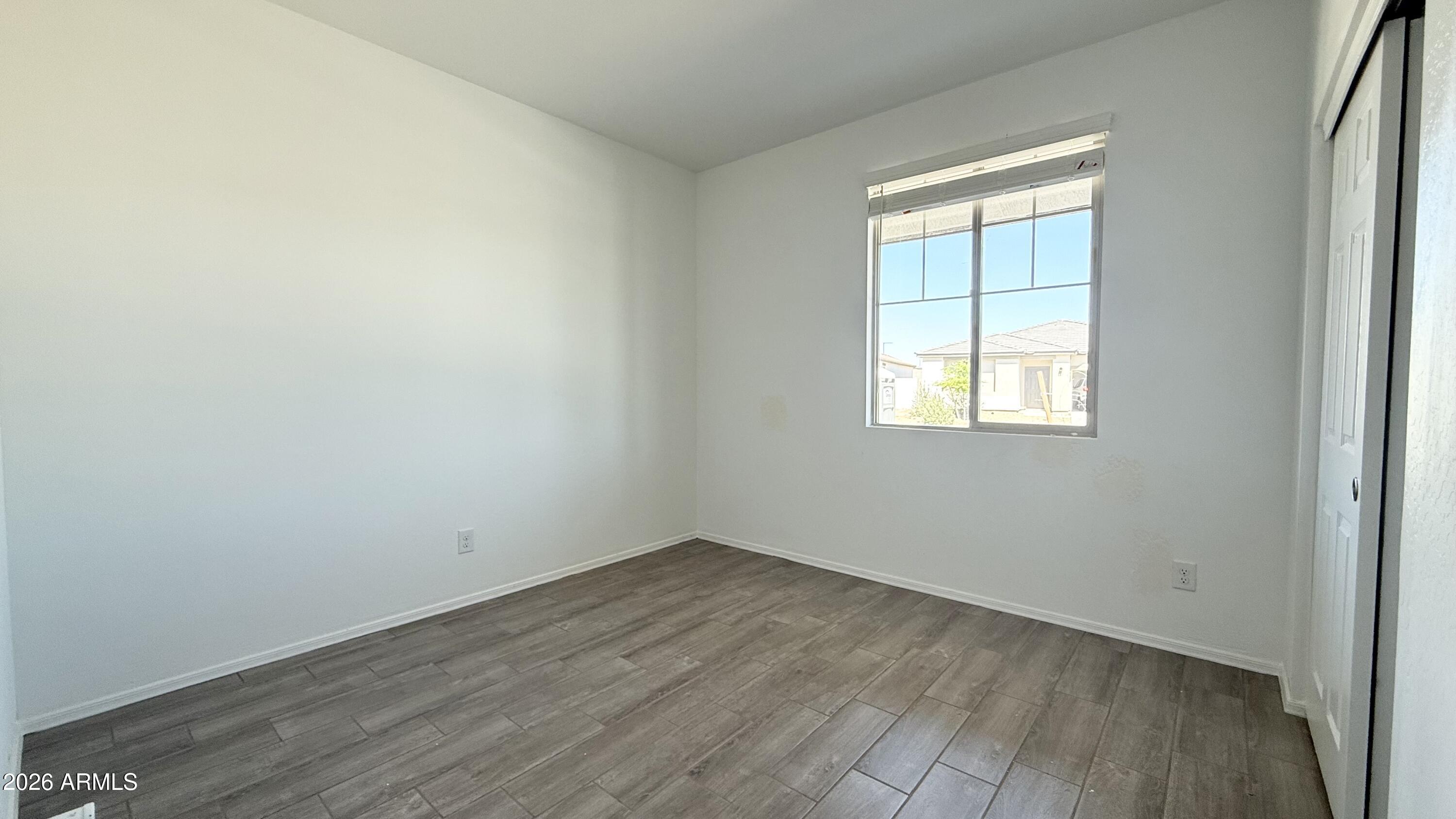 24087 W HUNTINGTON Drive