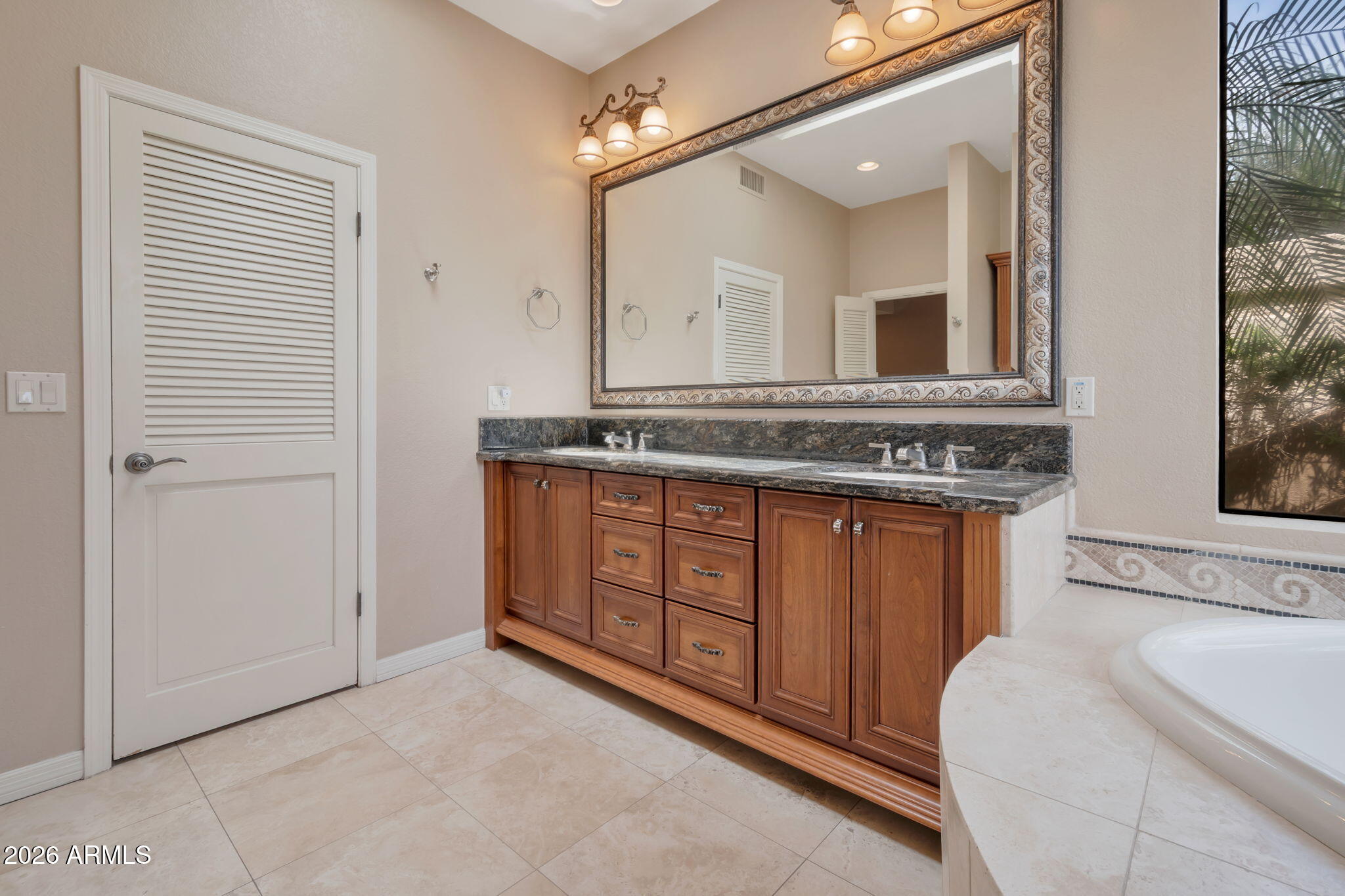 8267 E QUARTERHORSE Trail