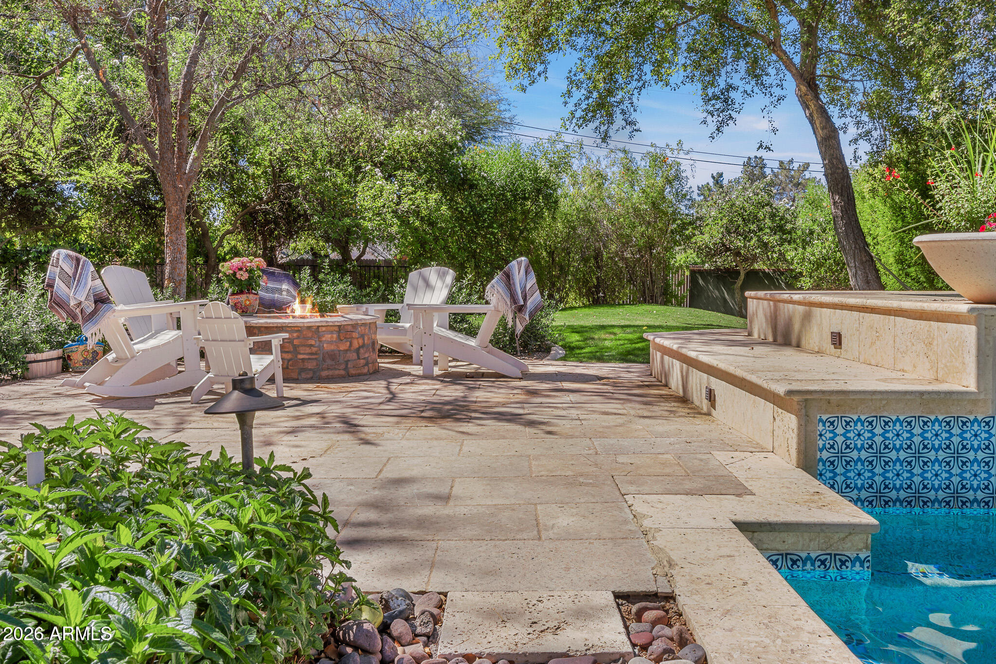 5407 E CALLE TUBERIA