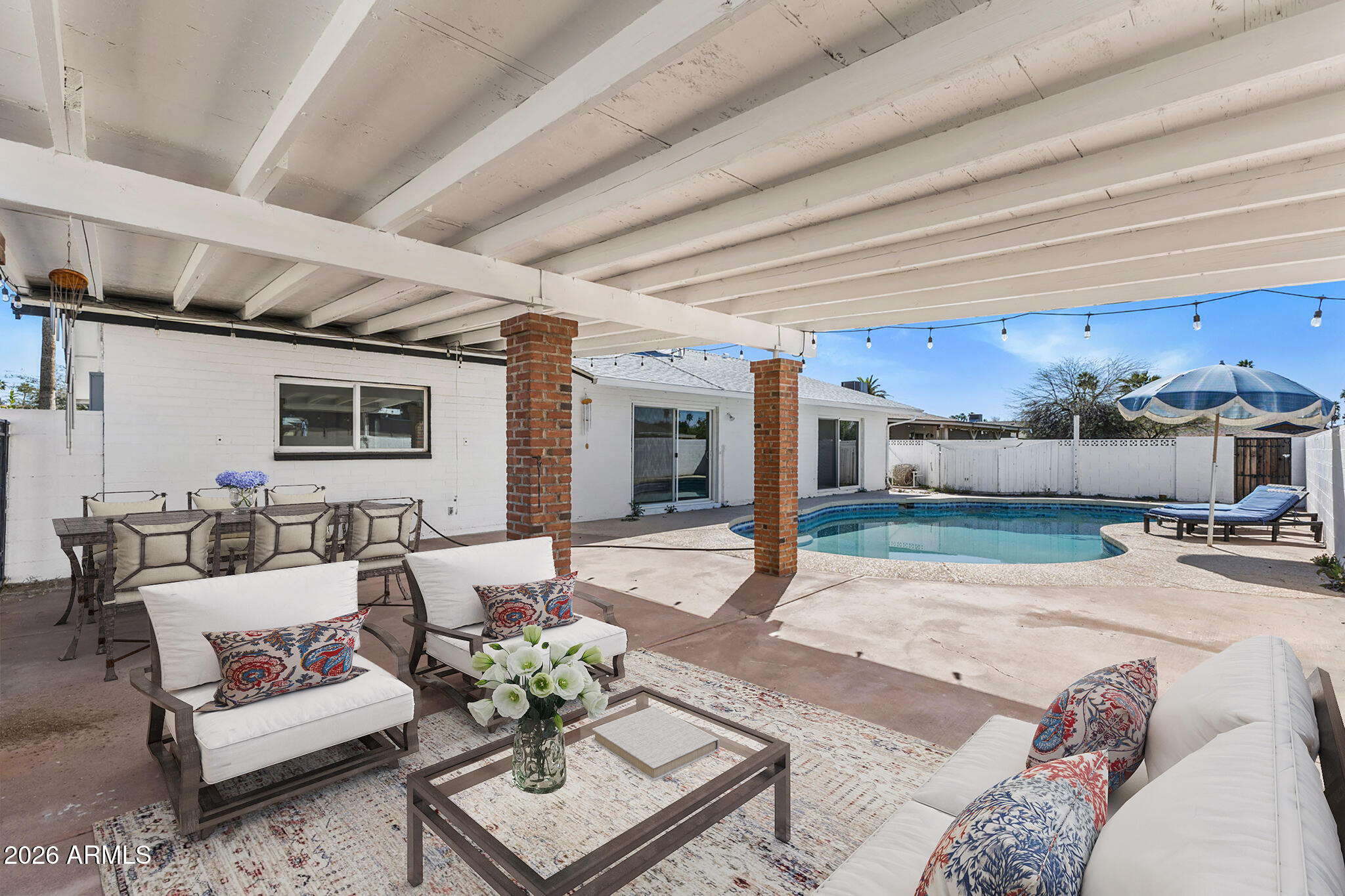 4616 S Poplar Street