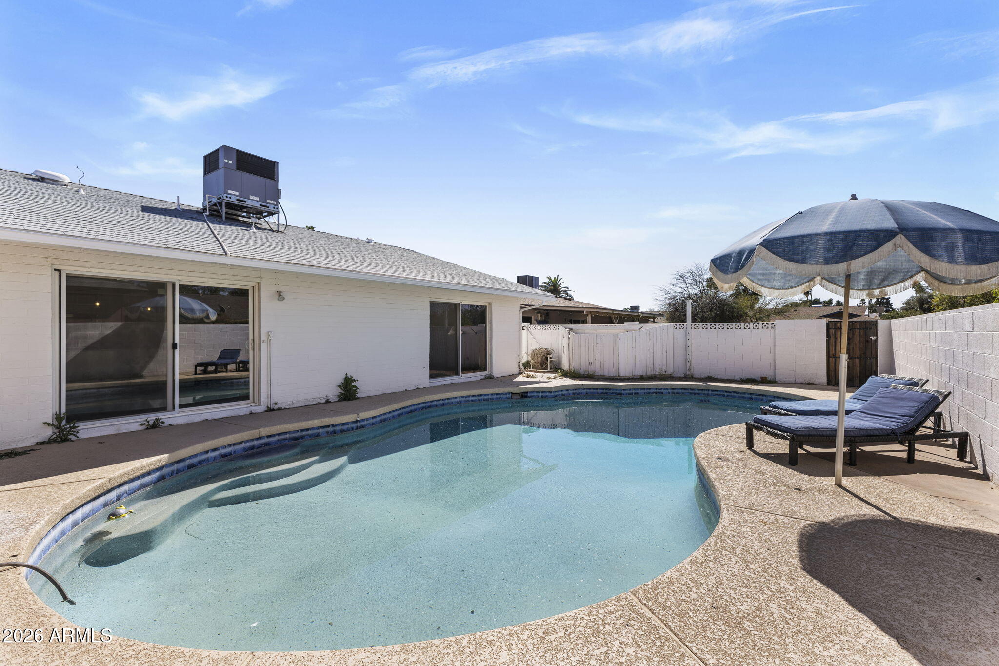 4616 S Poplar Street