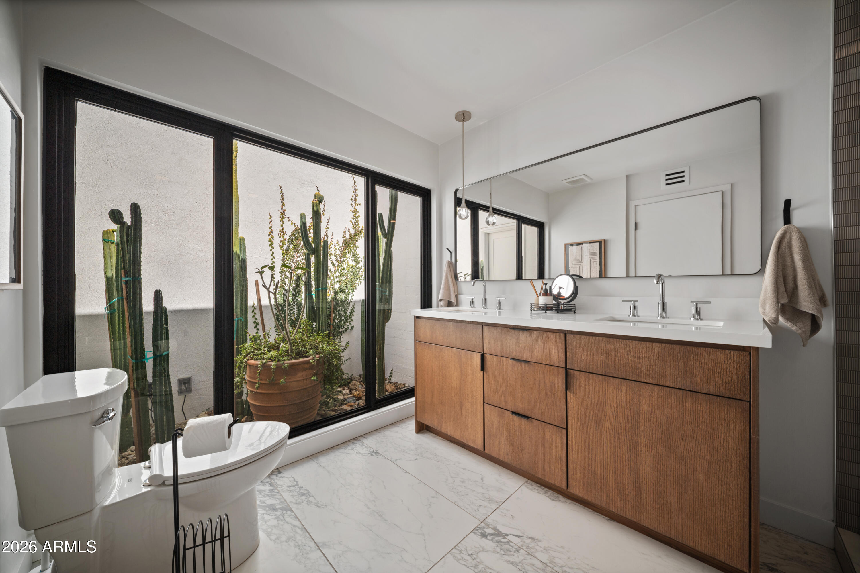 1944 E Medlock Drive