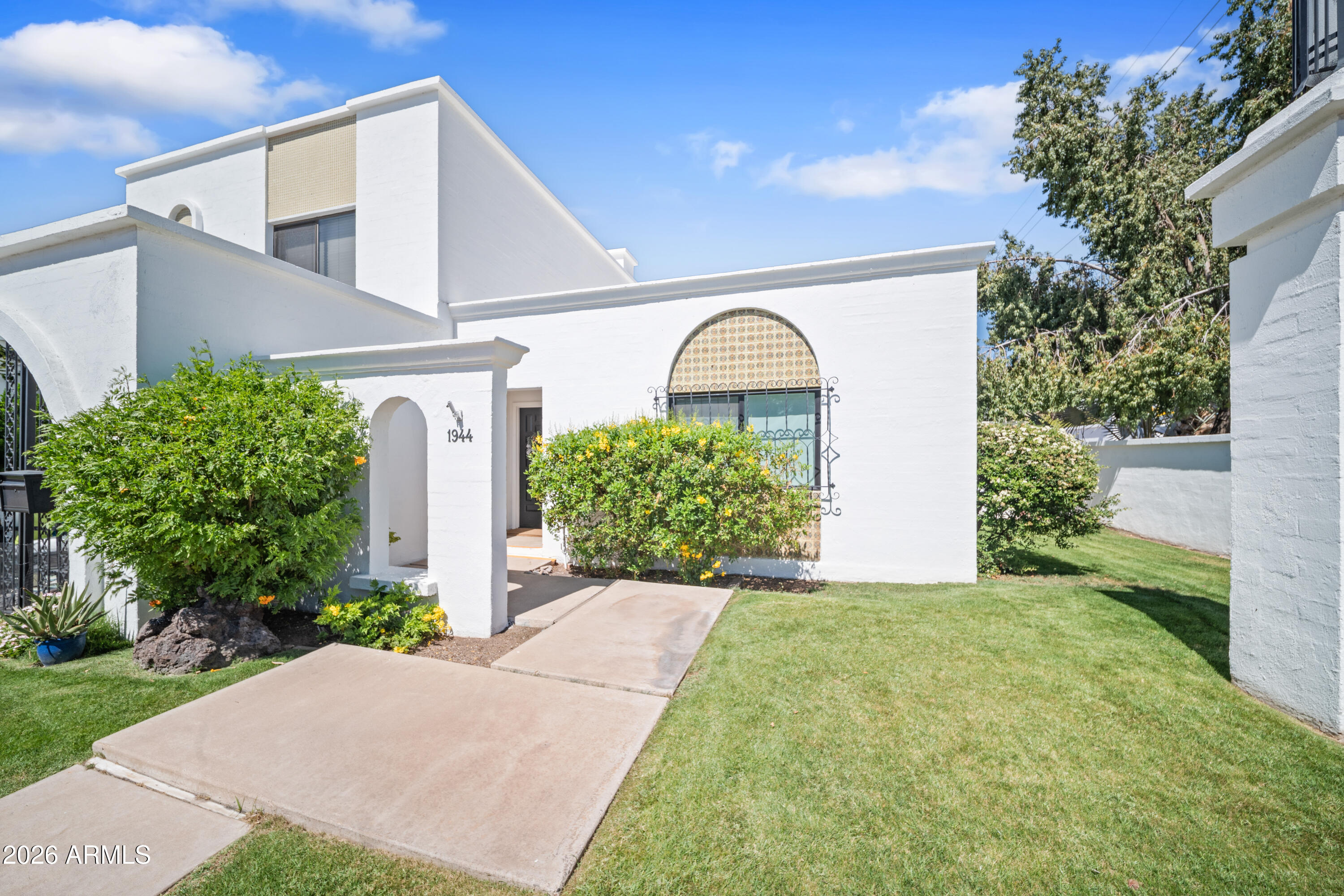 1944 E Medlock Drive