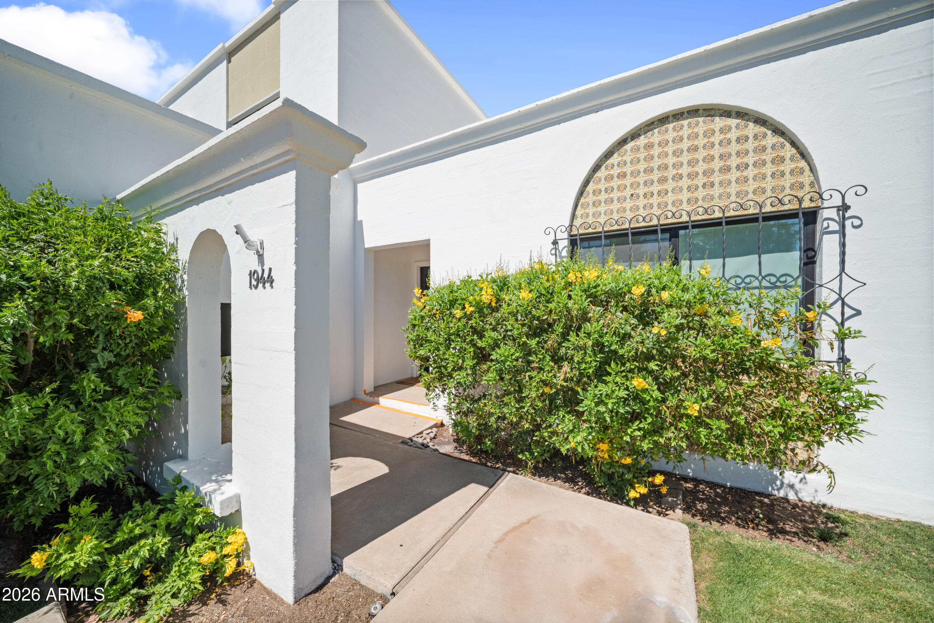 1944 E Medlock Drive