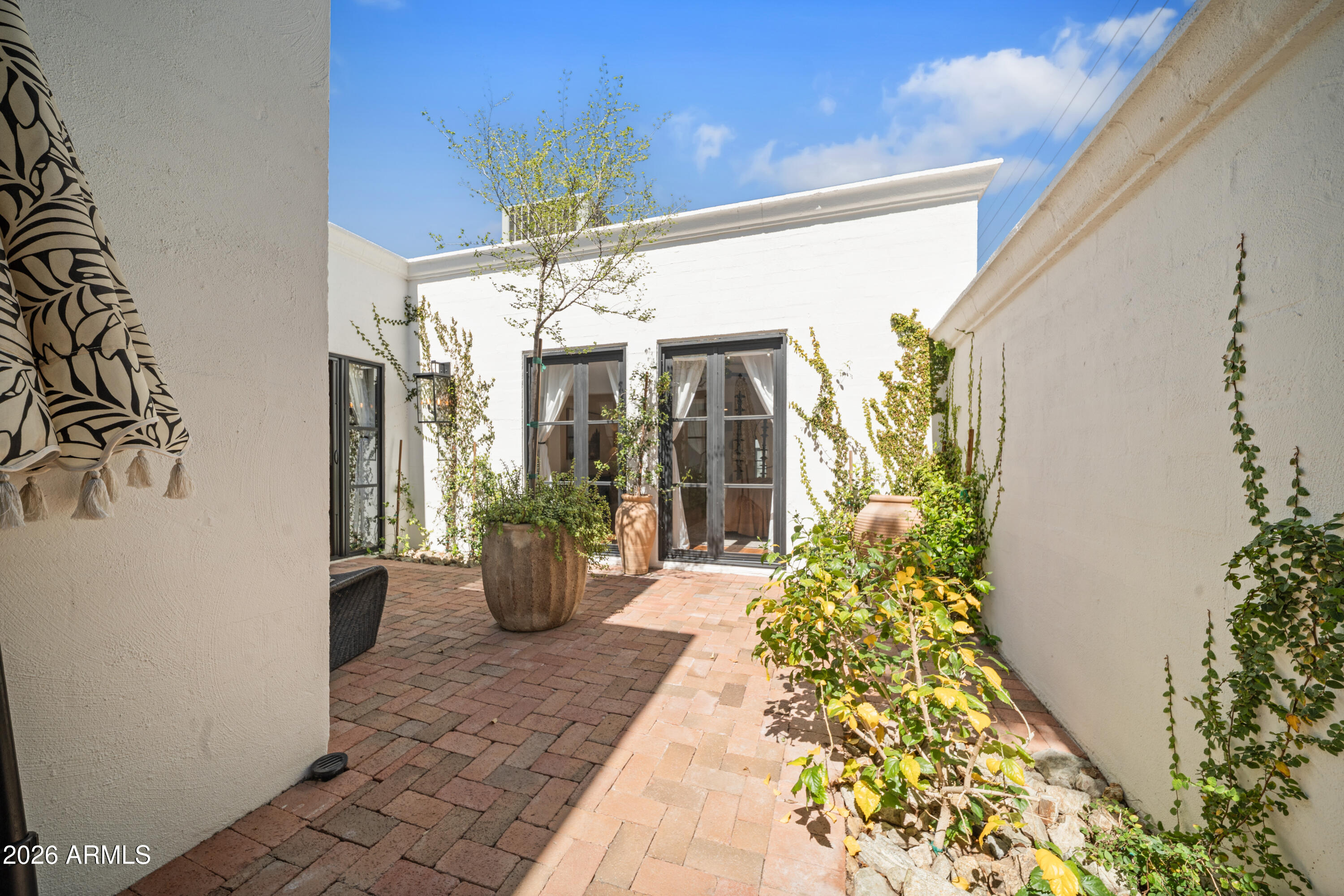 1944 E Medlock Drive