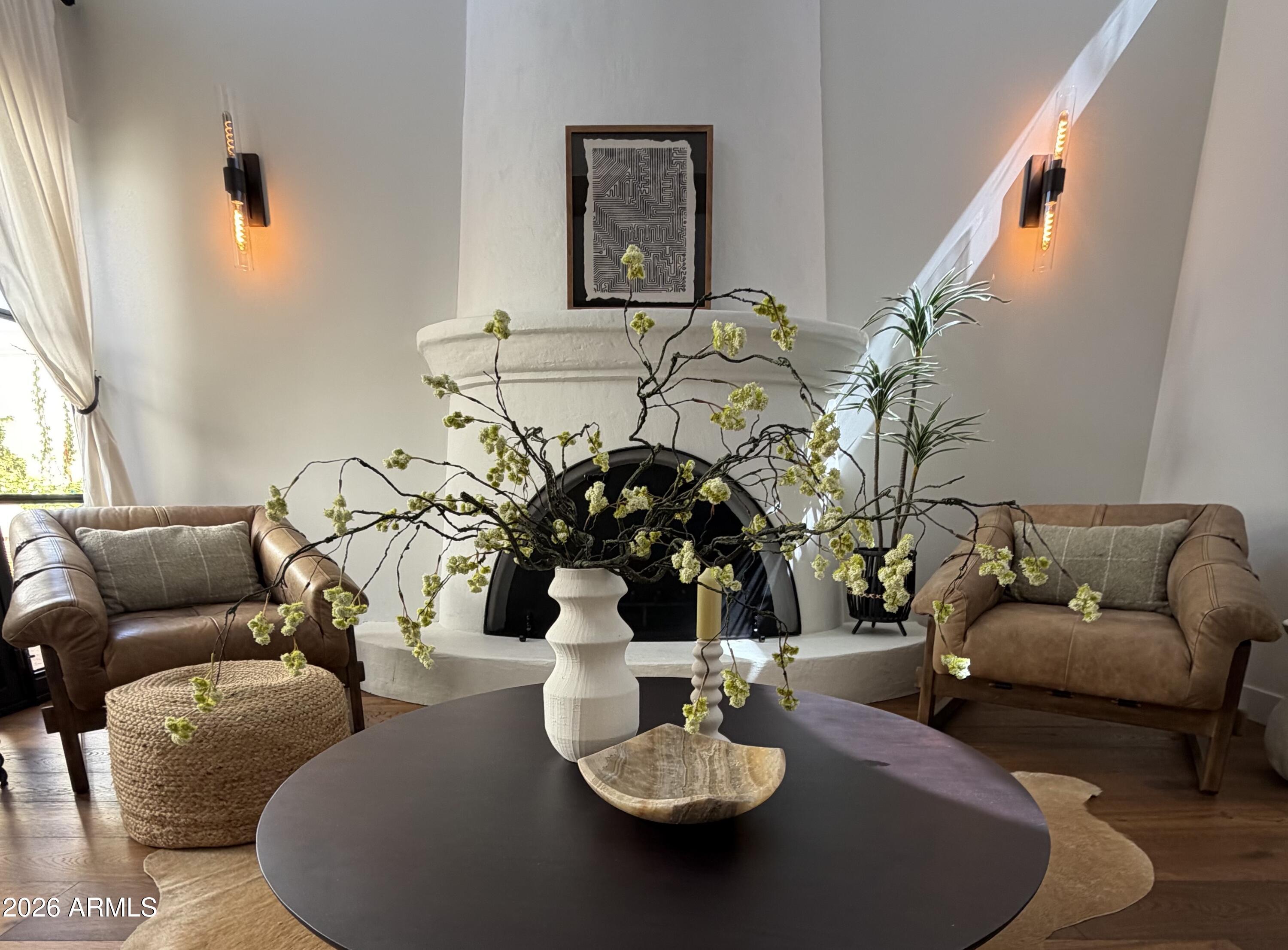 1944 E Medlock Drive