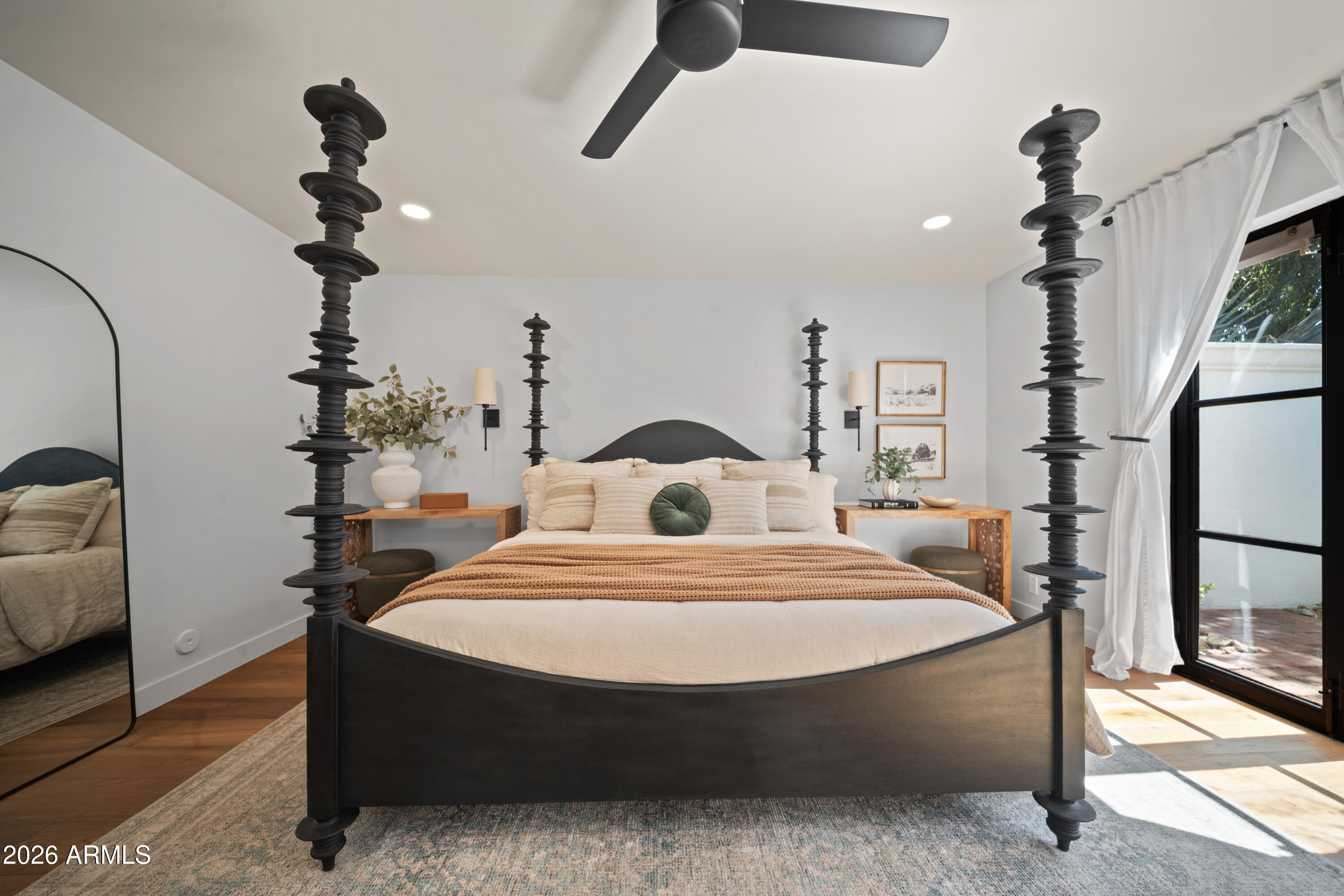 1944 E Medlock Drive