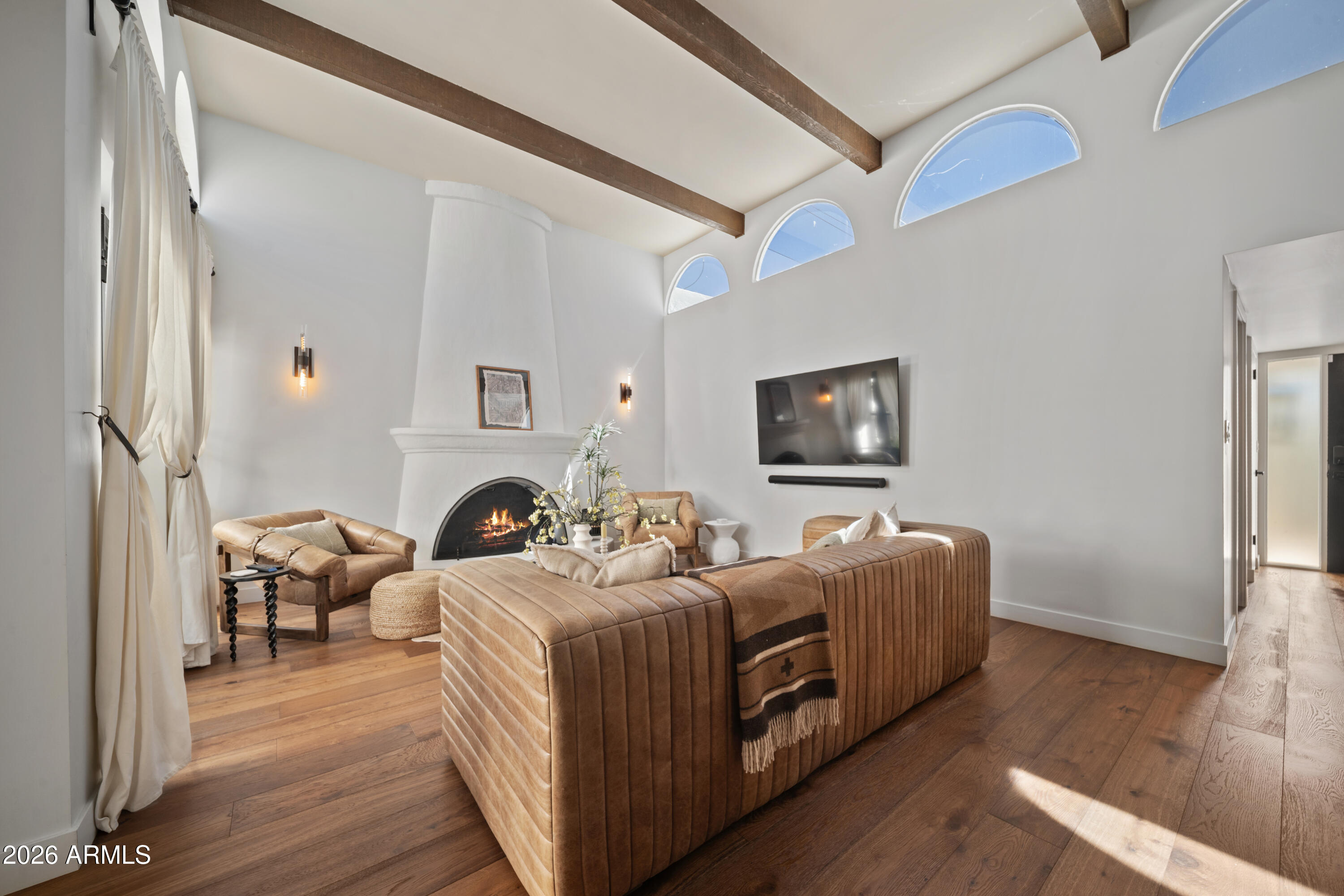 1944 E Medlock Drive