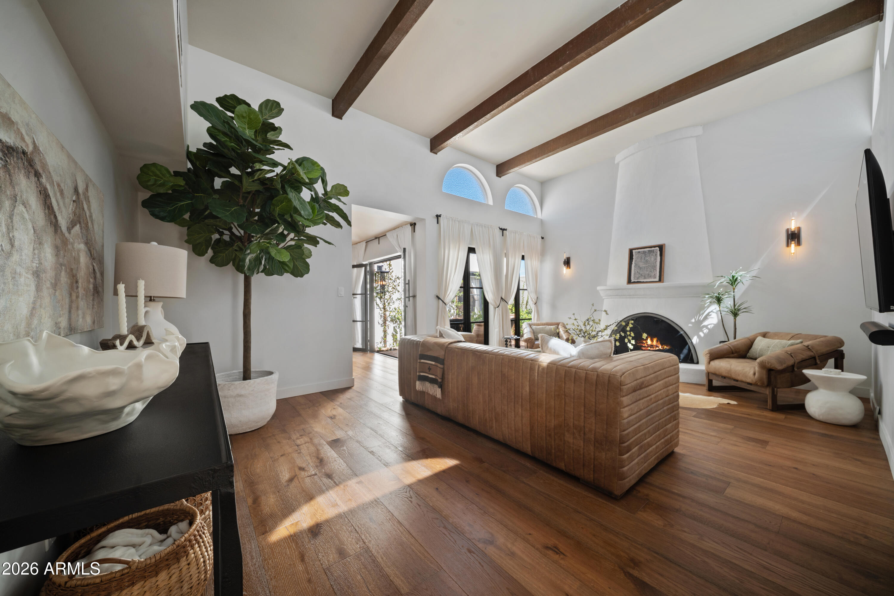 1944 E Medlock Drive