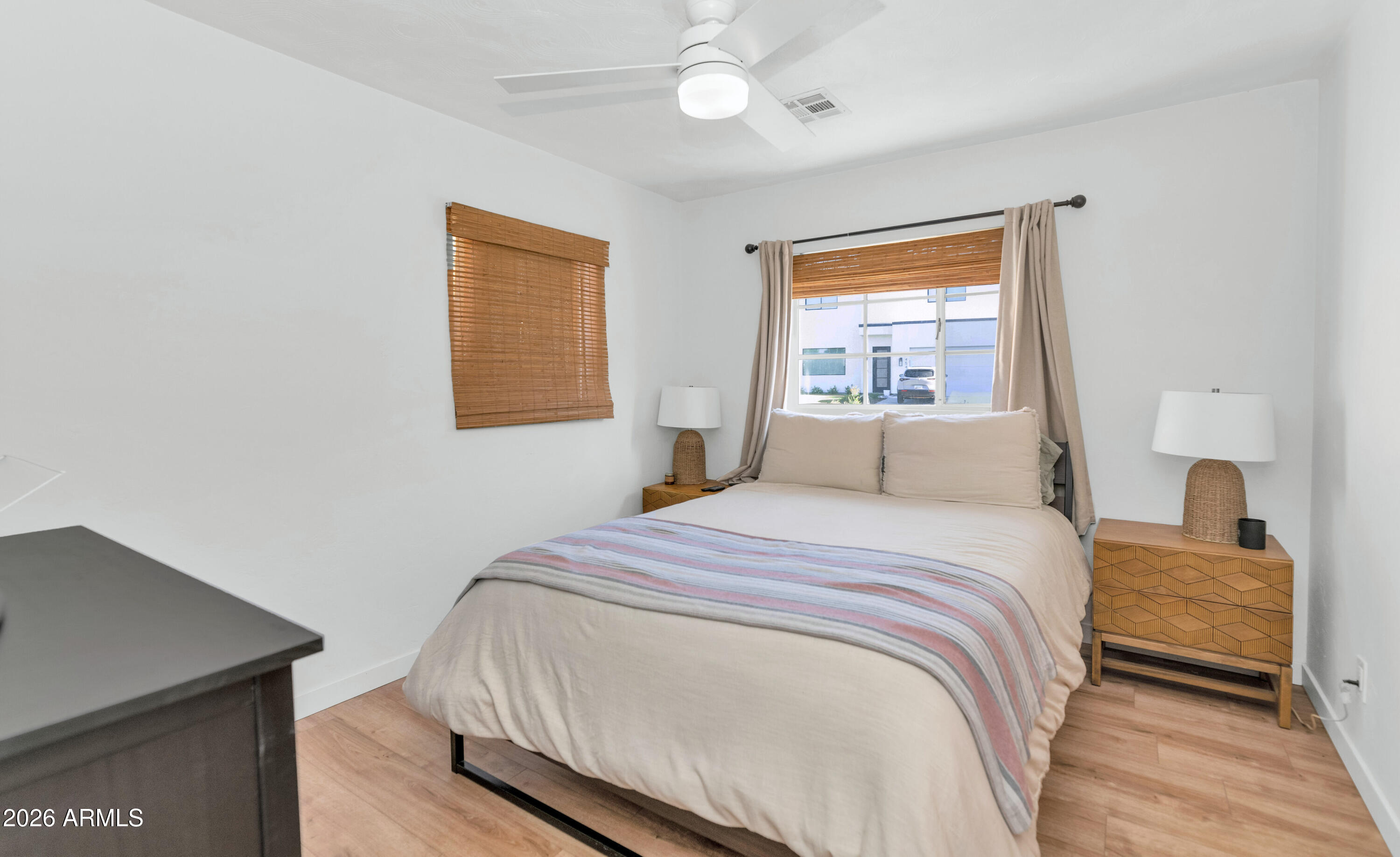 4549 E CAMPBELL Avenue 101