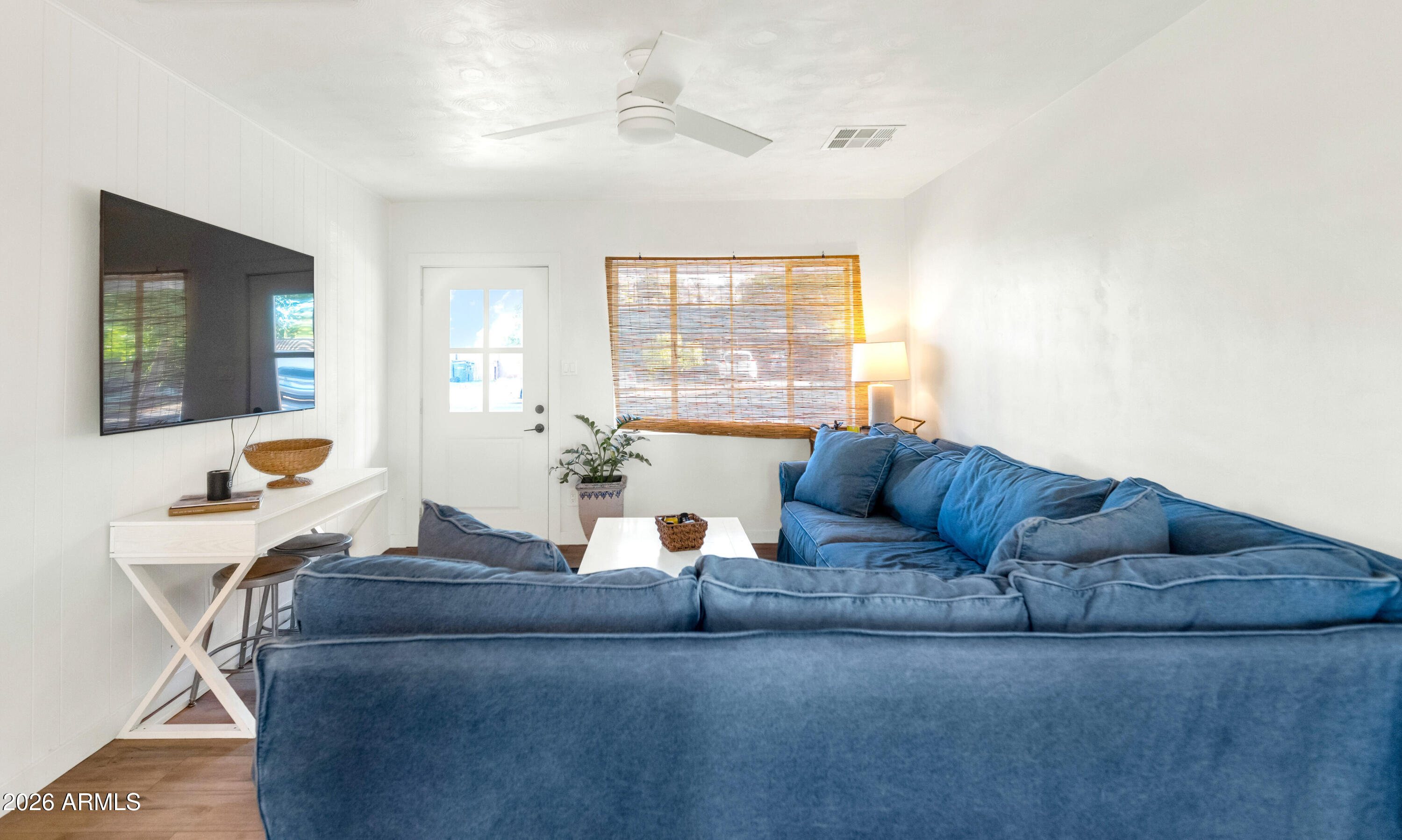 4549 E CAMPBELL Avenue 101