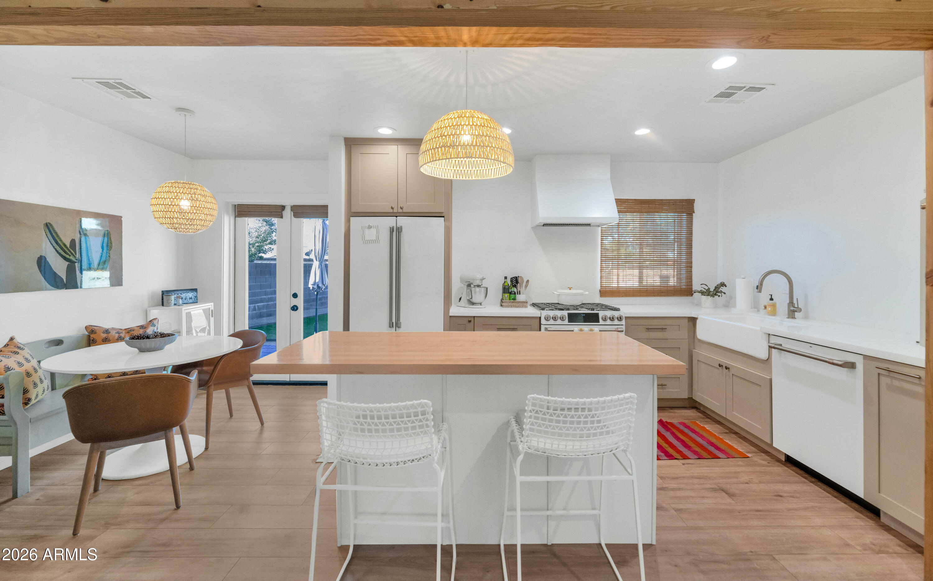 4549 E CAMPBELL Avenue 101