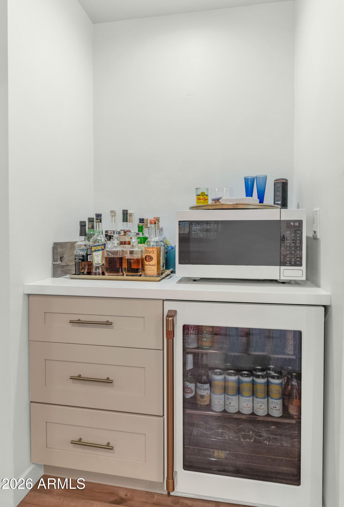 4549 E CAMPBELL Avenue 101