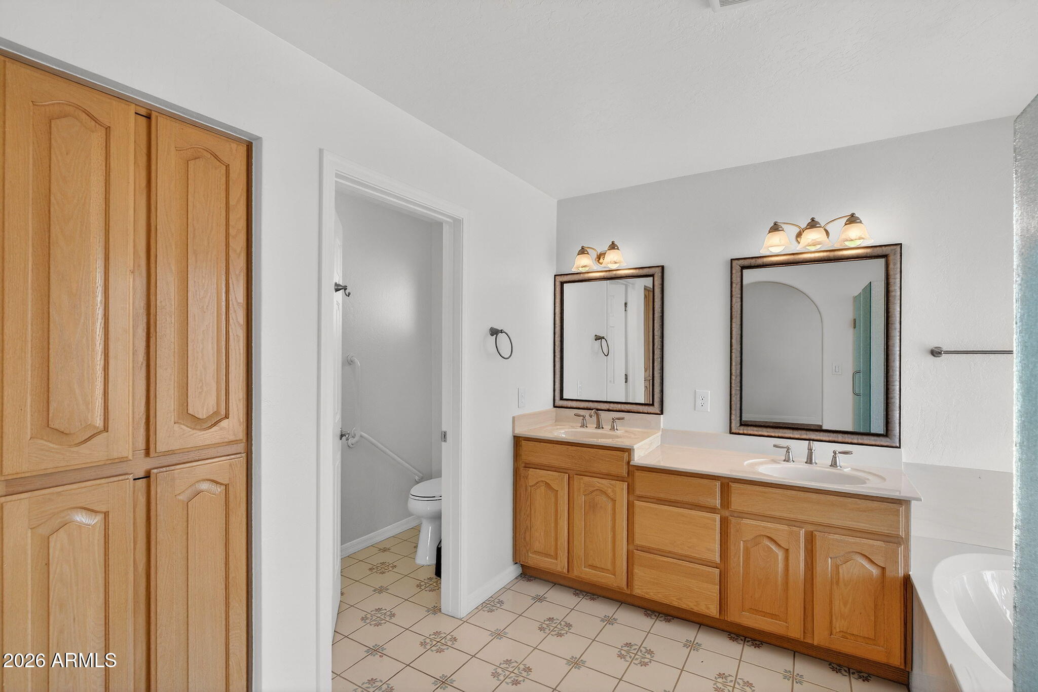 17449 E CALIENTE Drive