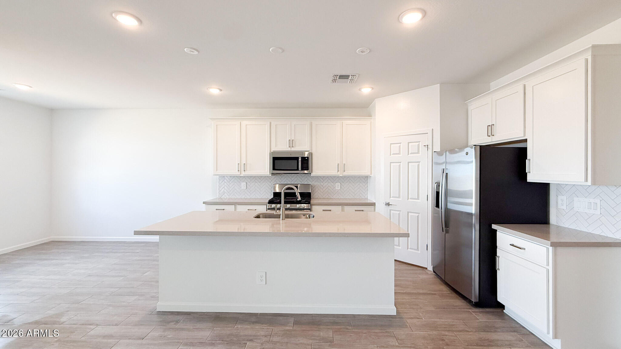 47624 W MOELLER Road