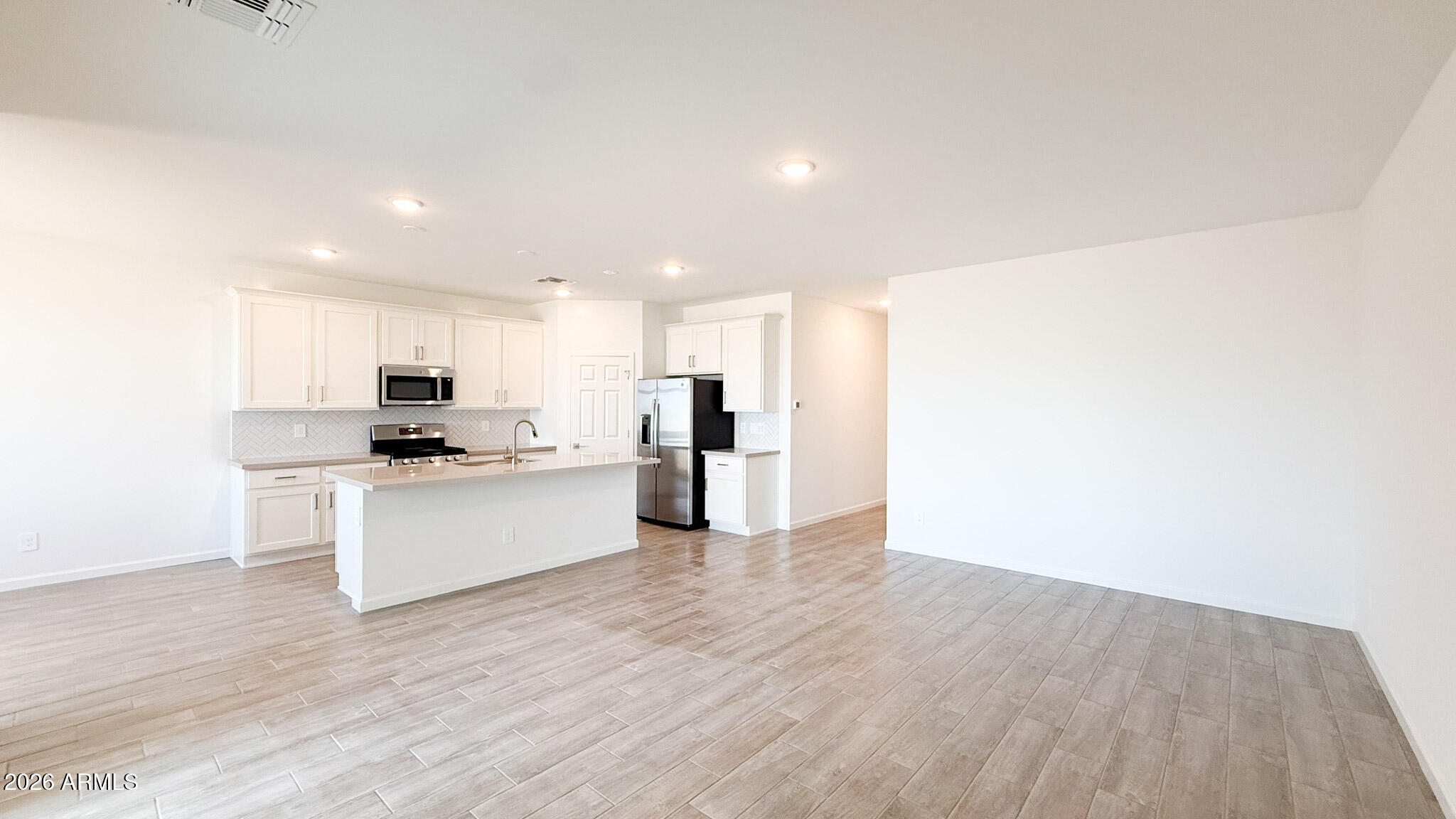 47624 W MOELLER Road