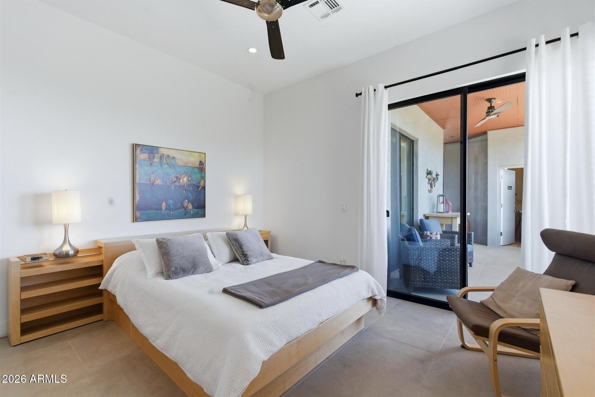 42439 N DEER TRAIL Road