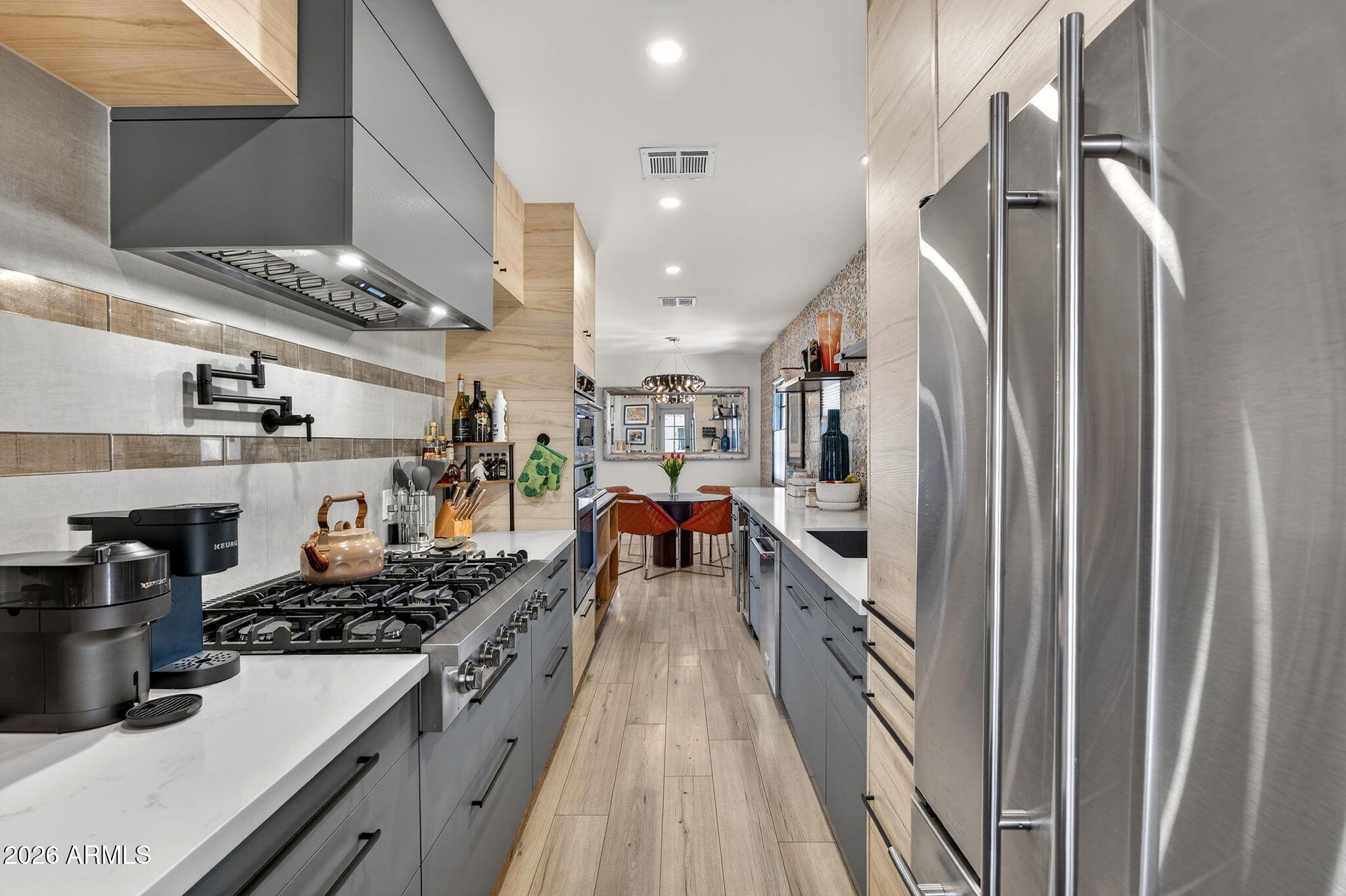 938 W Portland Street