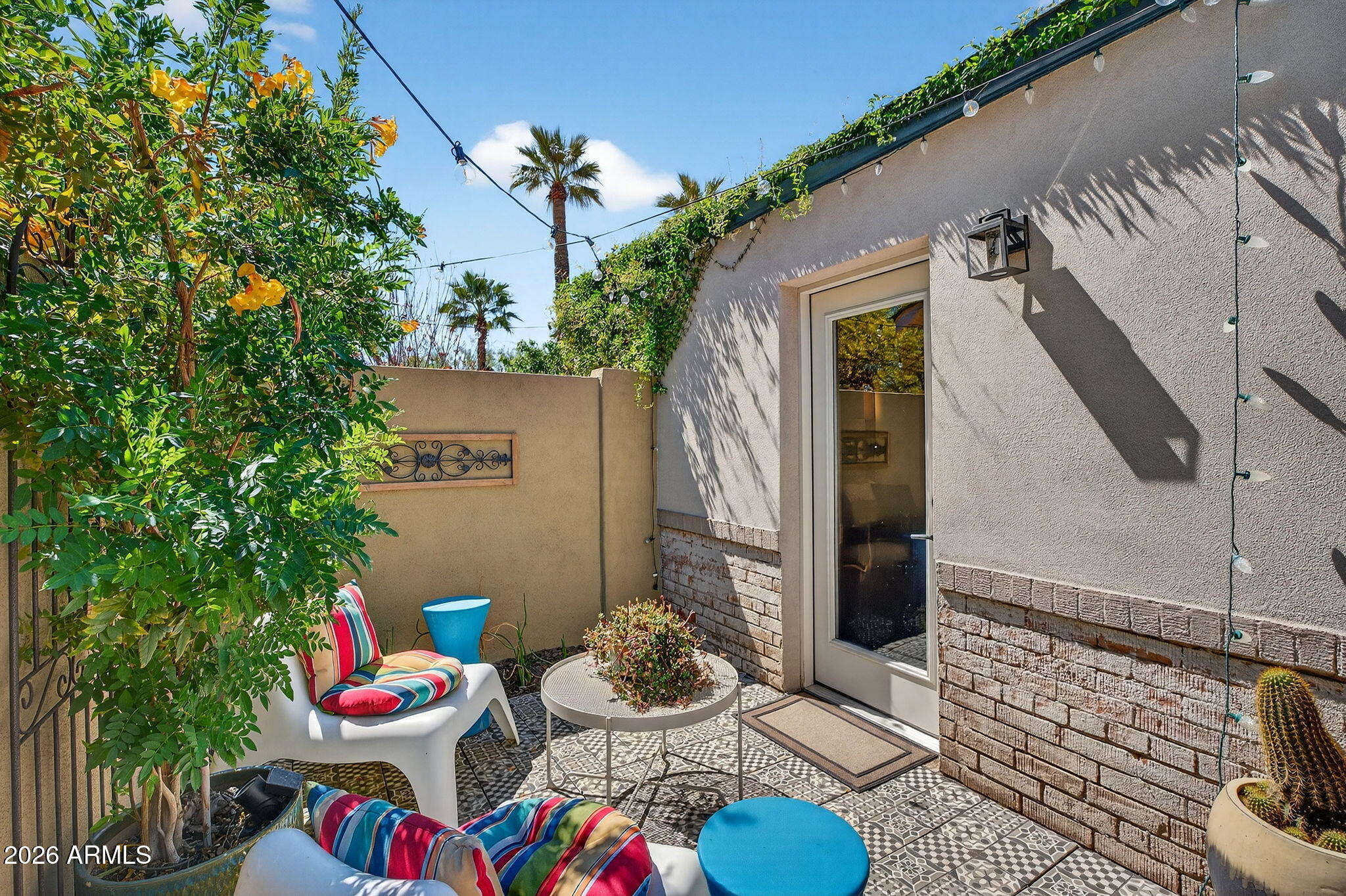 938 W Portland Street