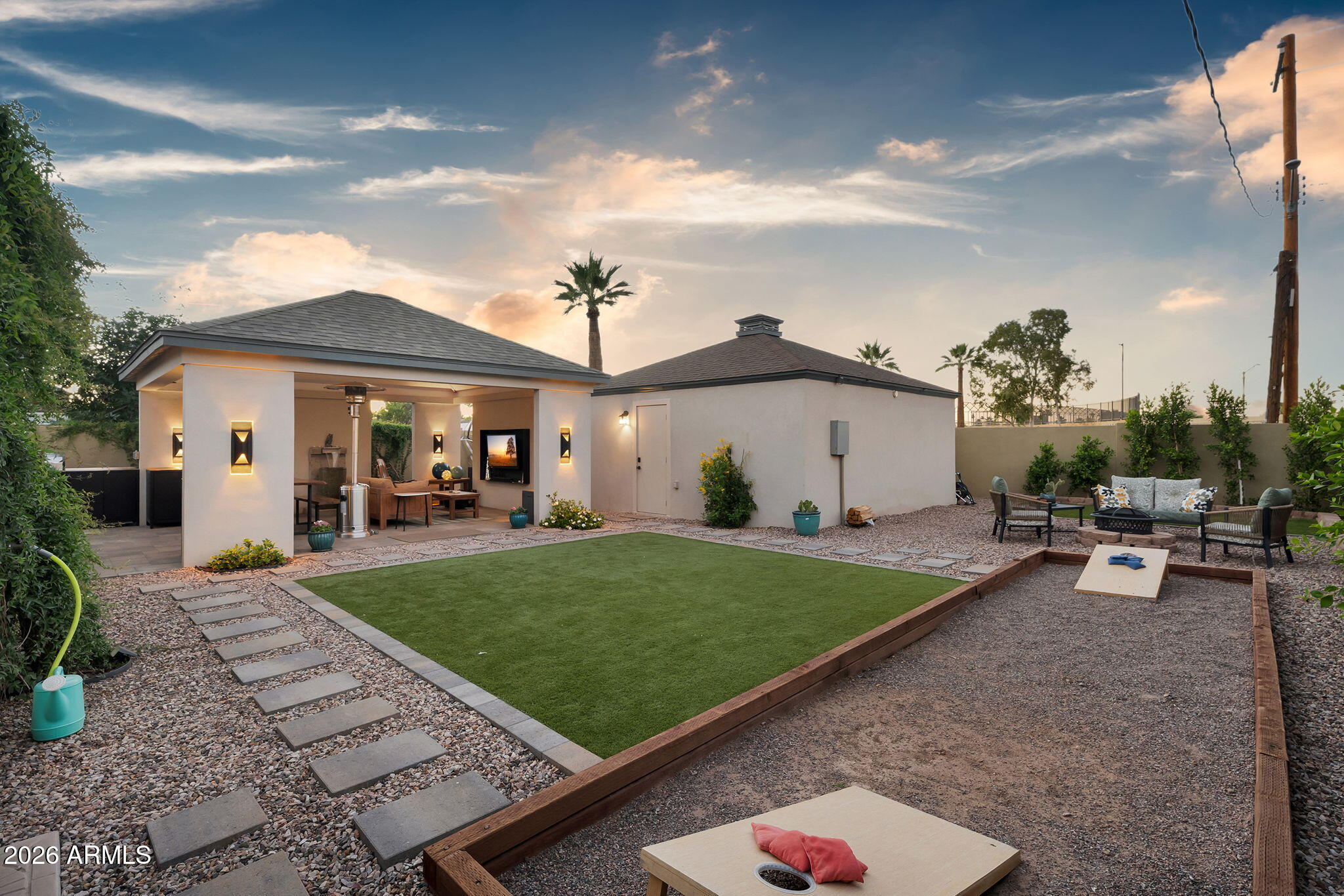 938 W Portland Street