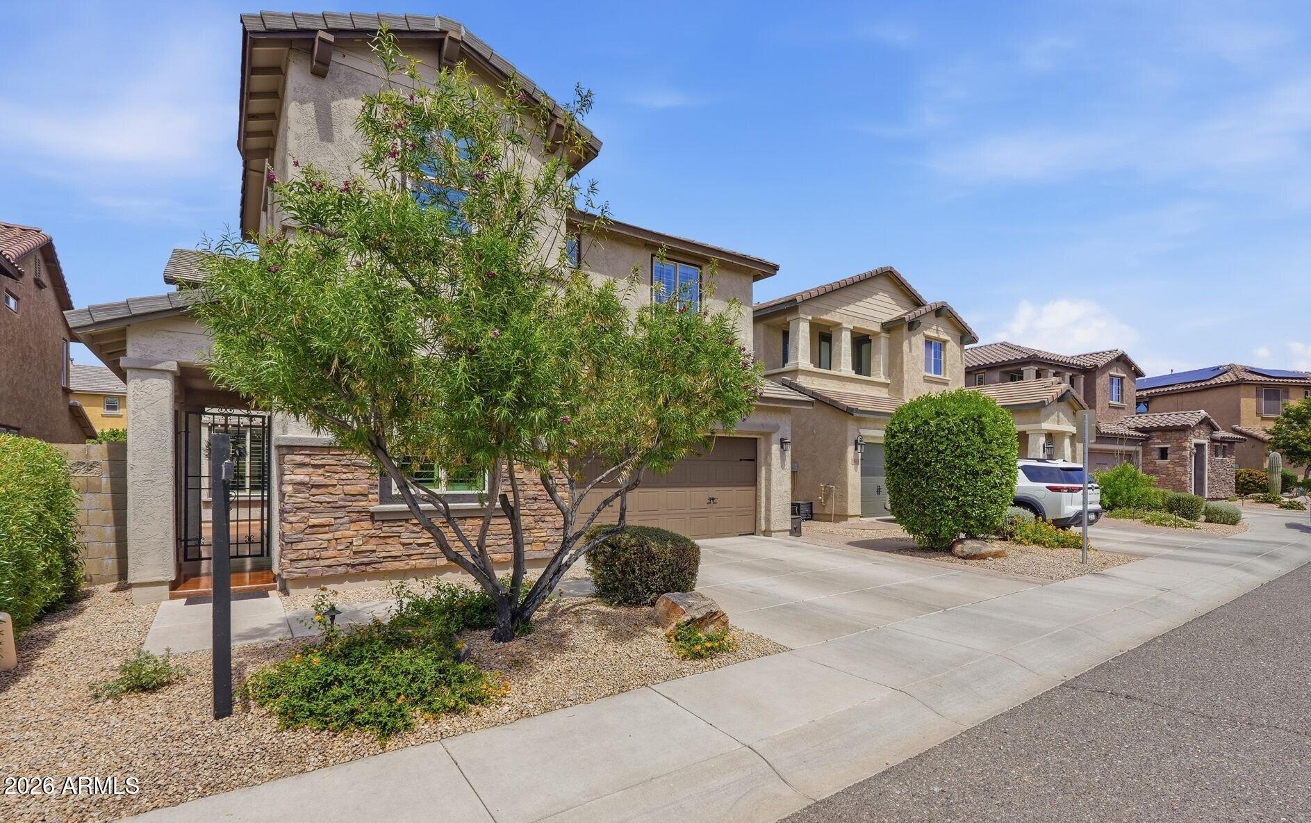 3608 E SALTER Drive