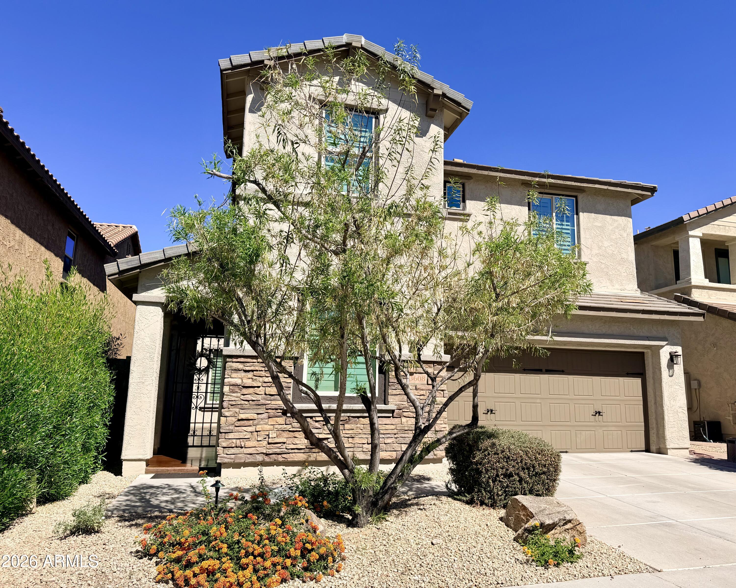 3608 E SALTER Drive