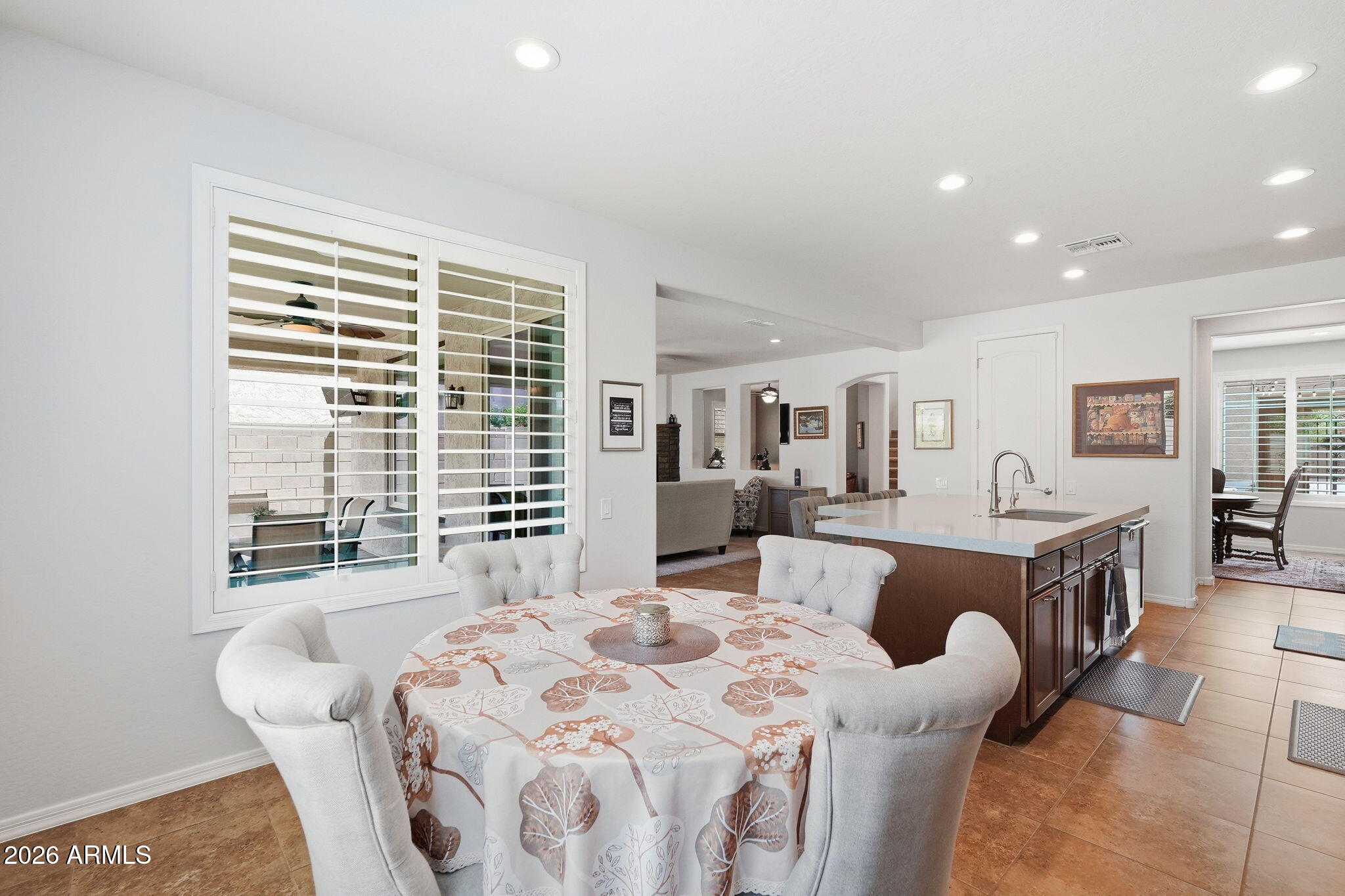 3608 E SALTER Drive