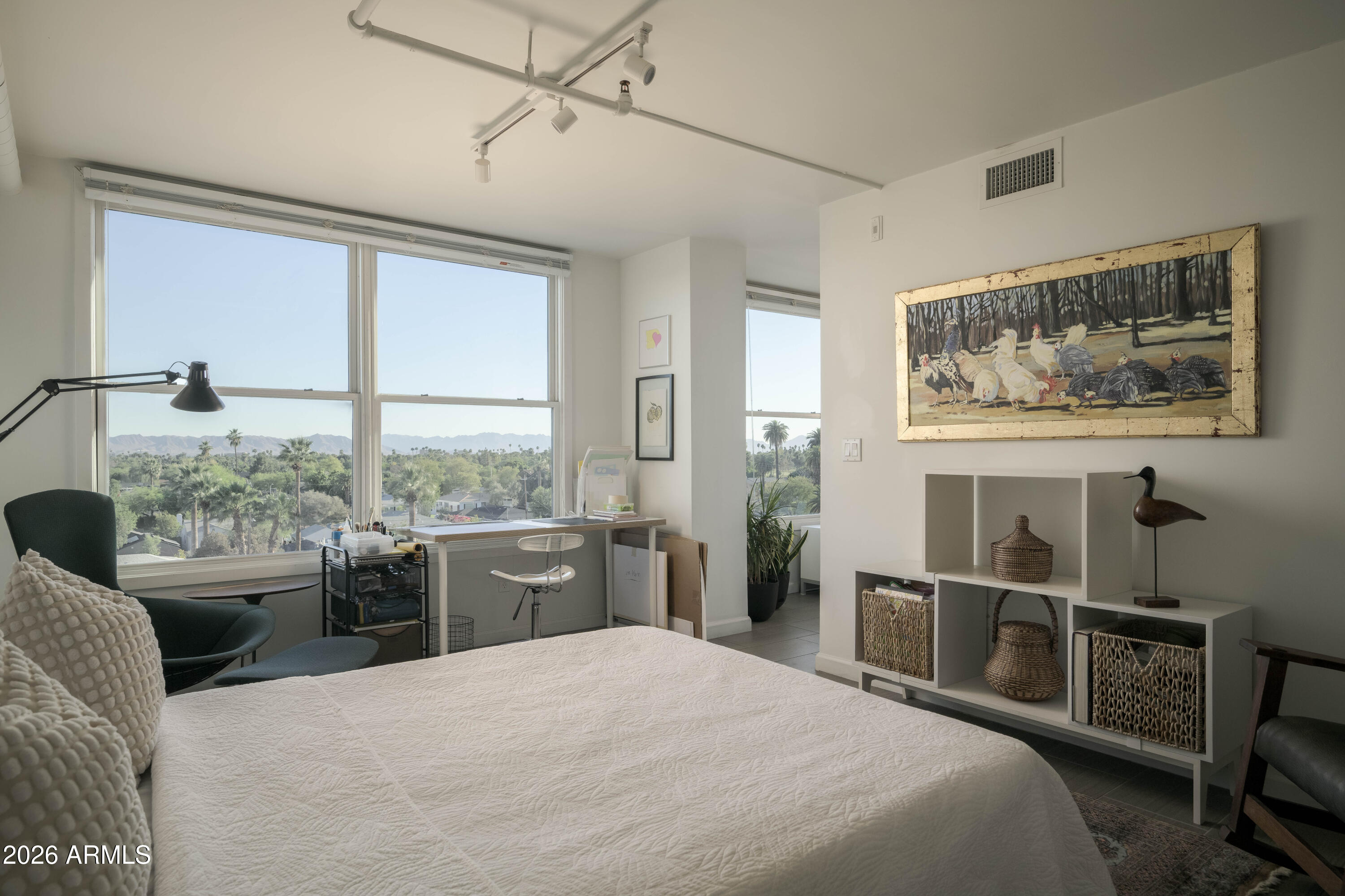 535 W THOMAS Road 510